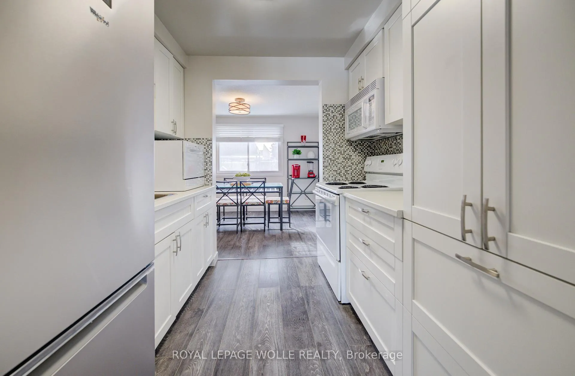 Photo 12 of Unit 1, 285 Sandowne Drive, Waterloo — HOMEH