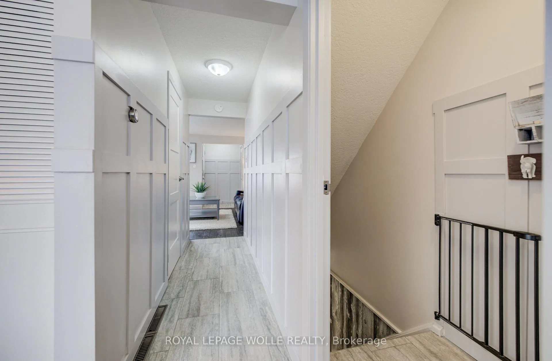 Photo 20 of Unit 1, 285 Sandowne Drive, Waterloo — HOMEH