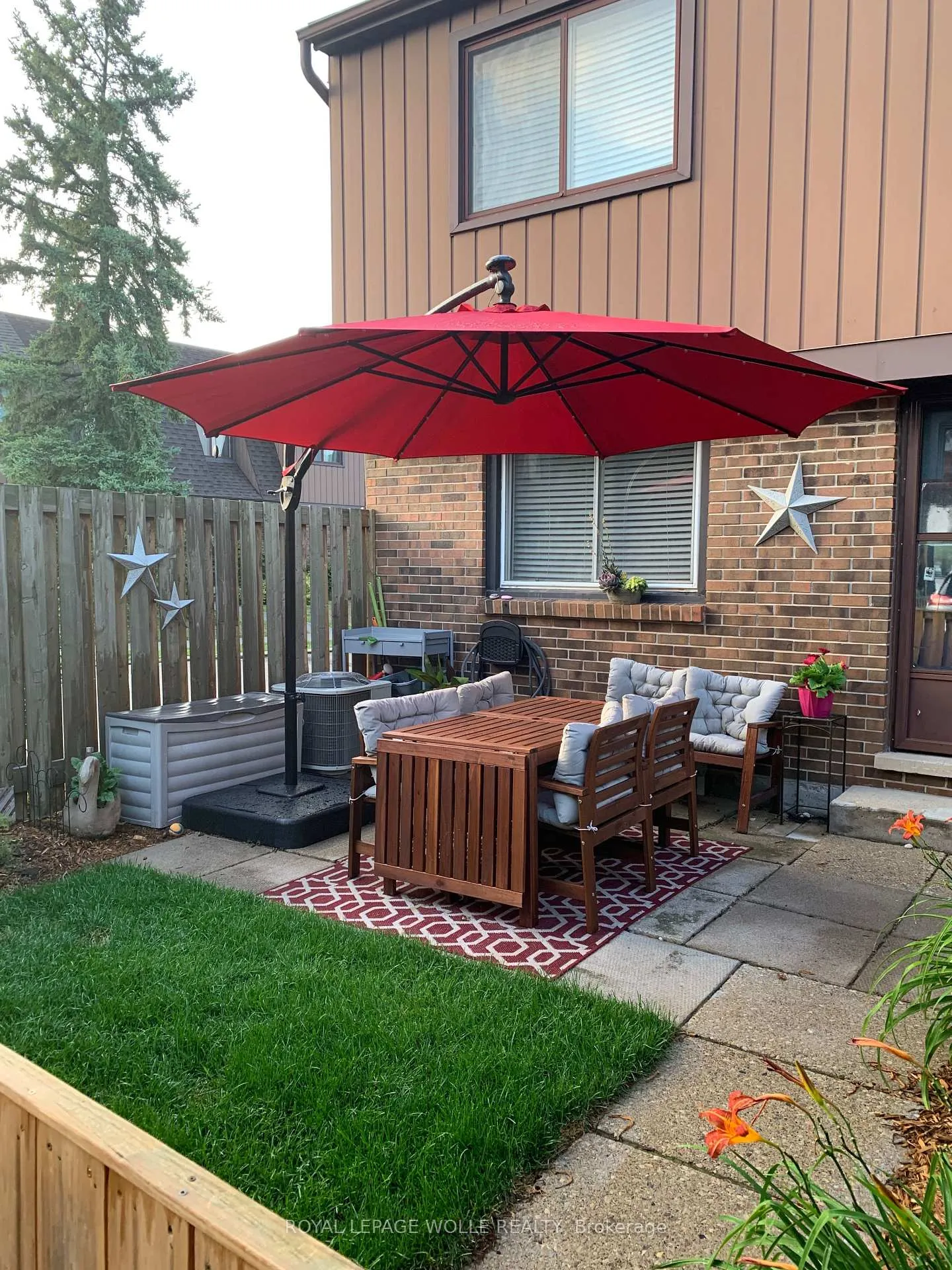 Photo 38 of Unit 1, 285 Sandowne Drive, Waterloo — HOMEH