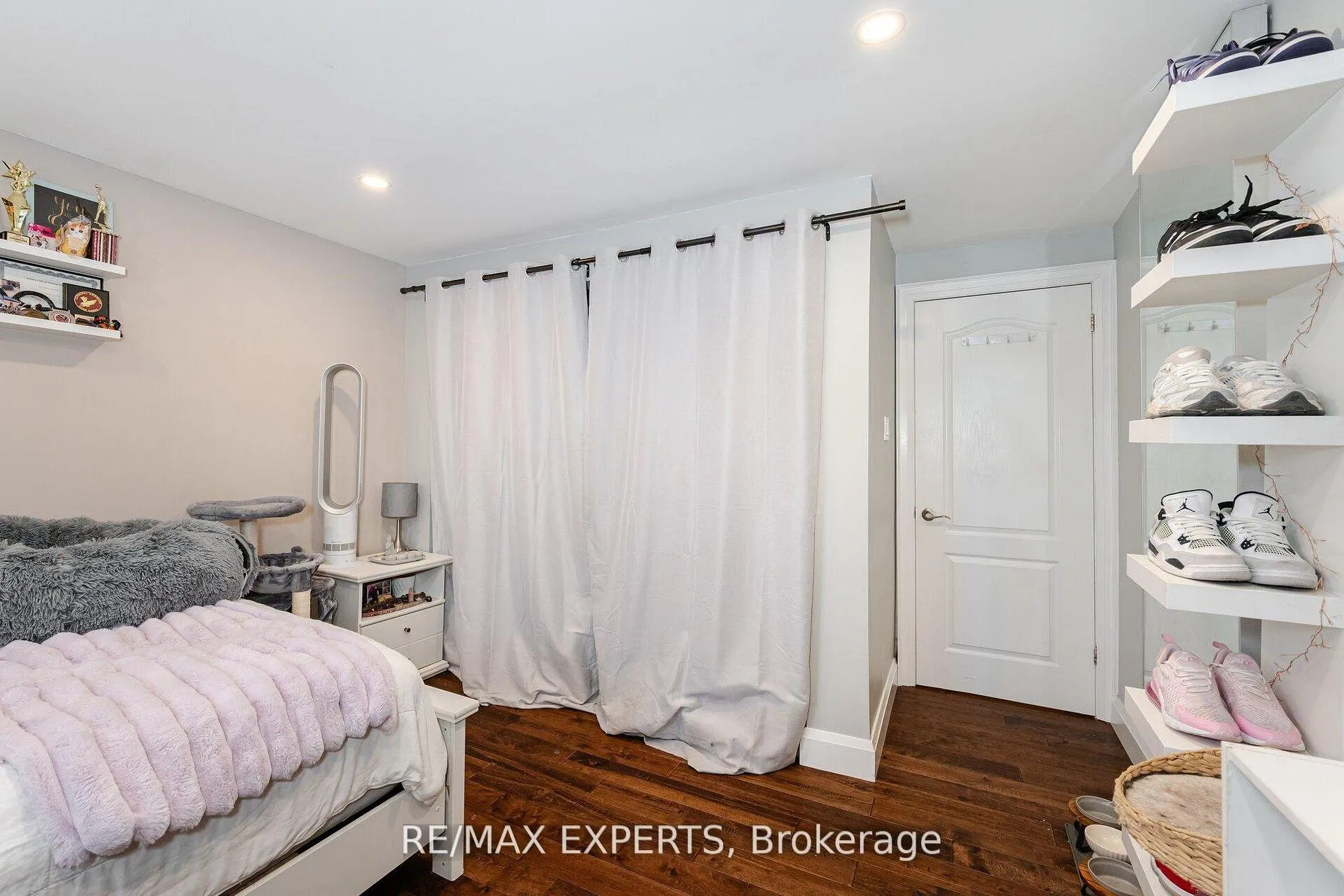 Photo 24 of 92 Ambleside Drive, Brampton, Brampton South — HOMEH