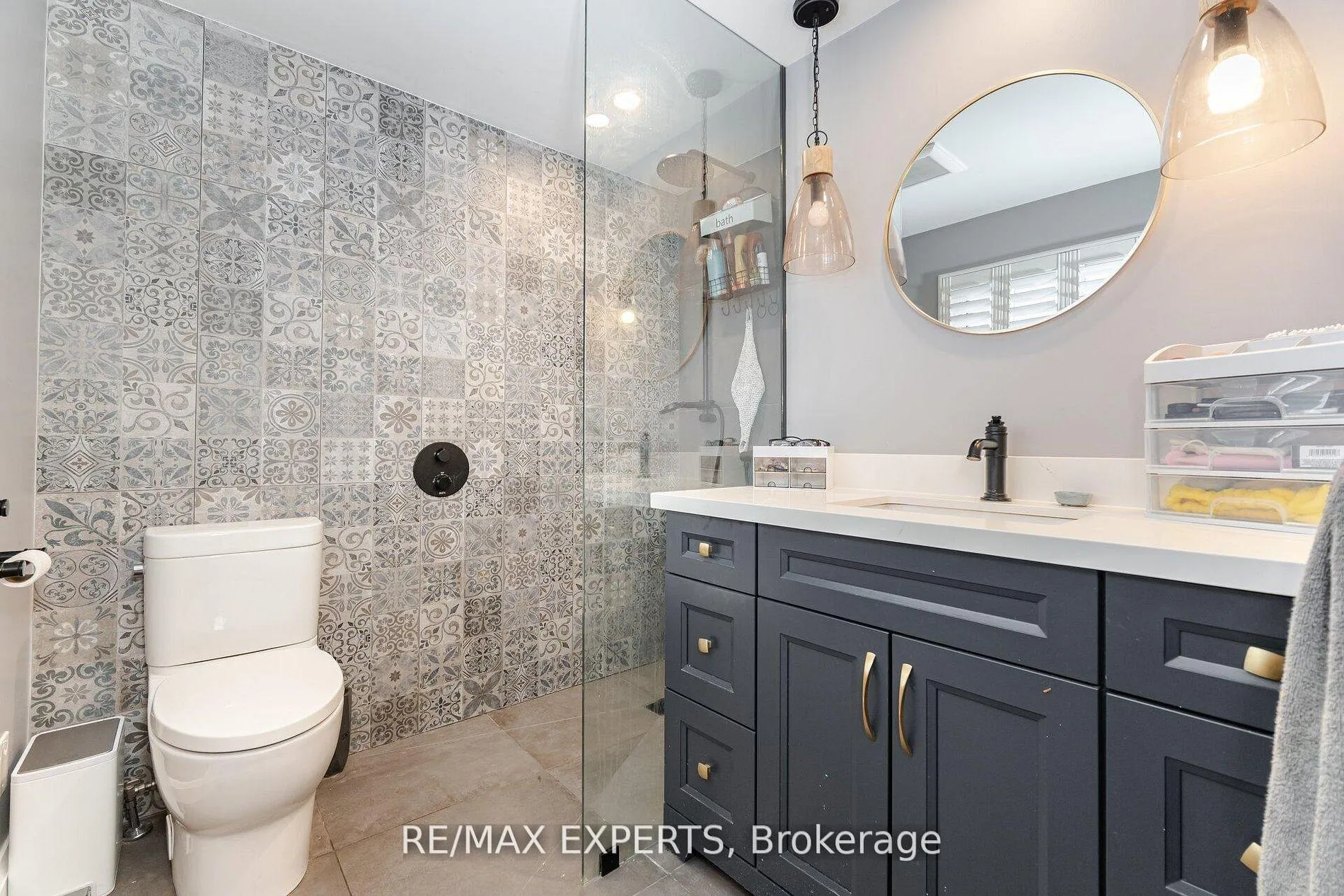 Photo 27 of 92 Ambleside Drive, Brampton, Brampton South — HOMEH