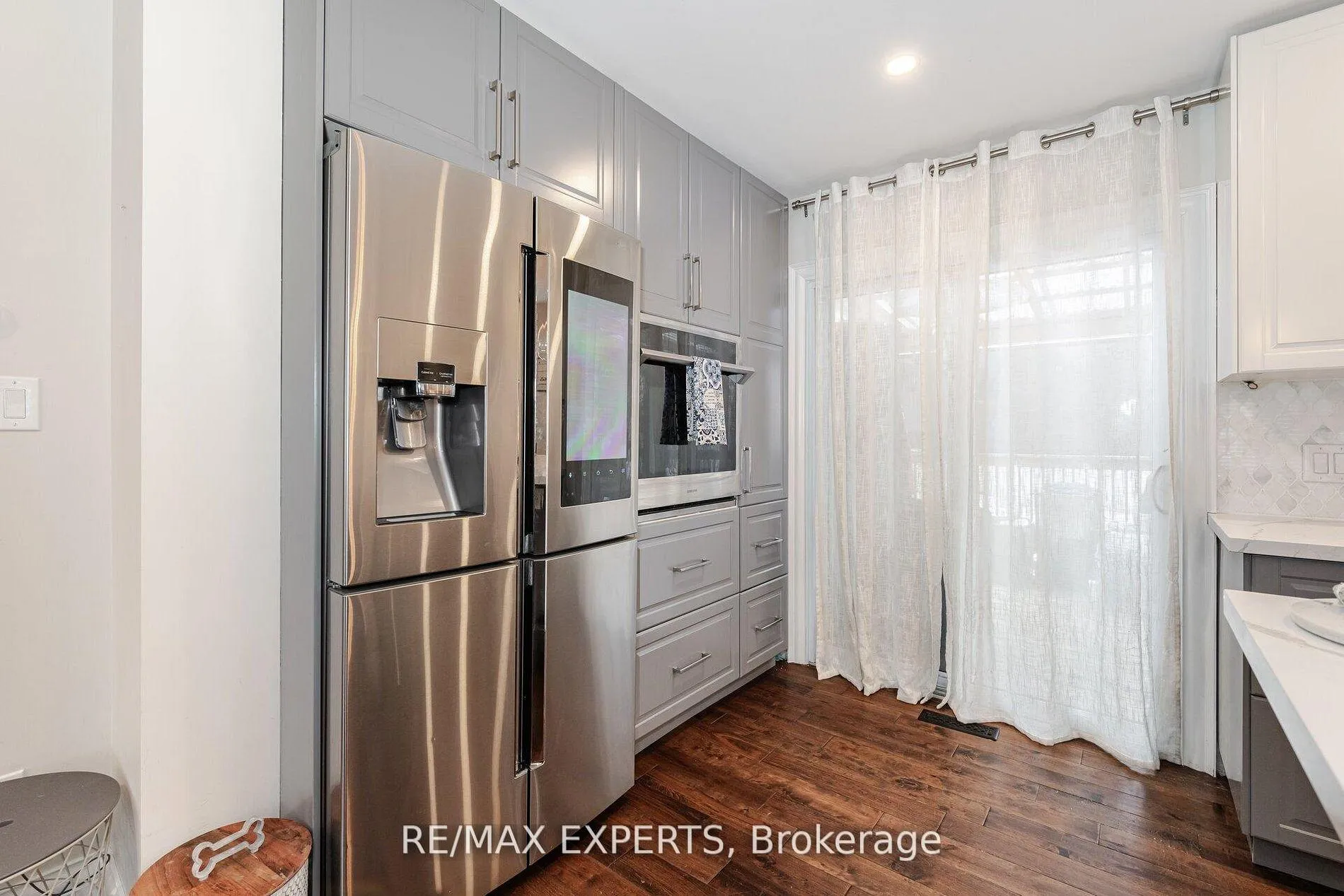 Photo 33 of 92 Ambleside Drive, Brampton, Brampton South — HOMEH