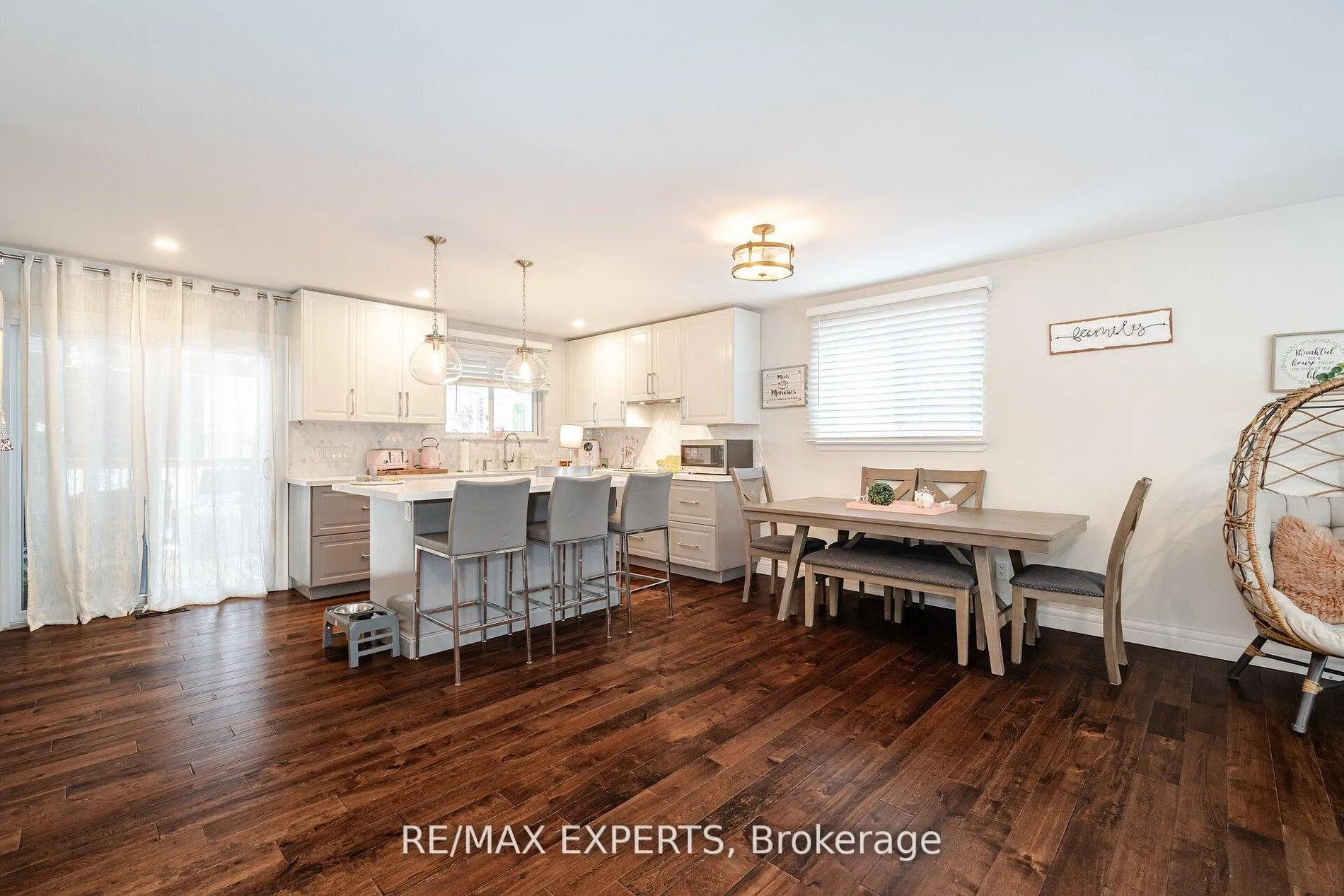Photo 36 of 92 Ambleside Drive, Brampton, Brampton South — HOMEH
