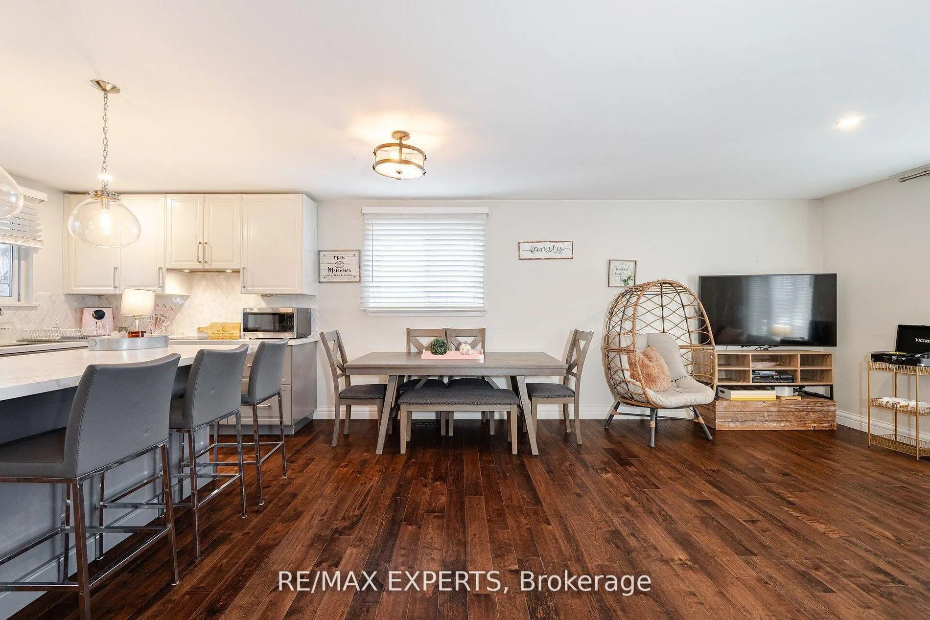 Photo 38 of 92 Ambleside Drive, Brampton, Brampton South — HOMEH