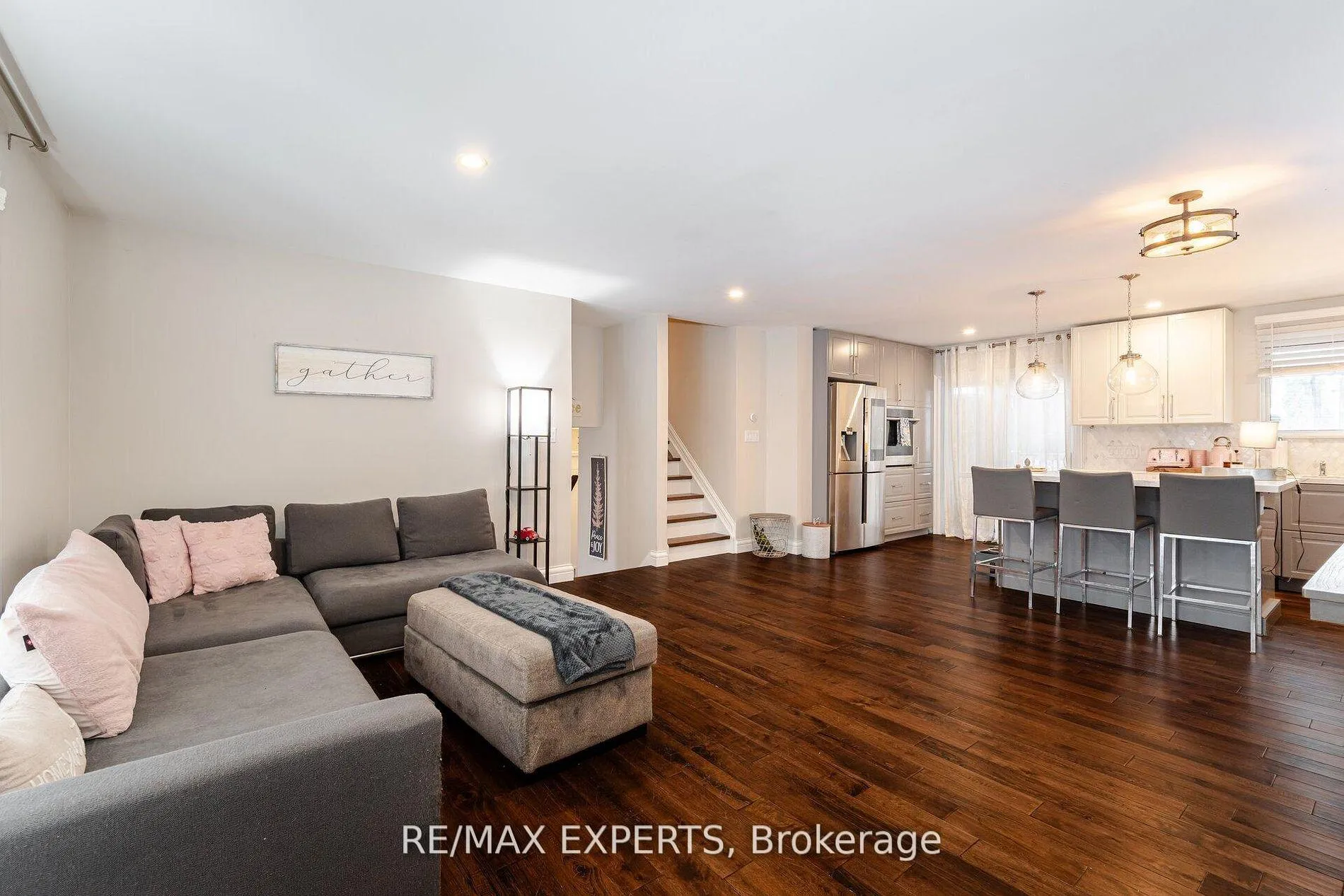 Photo 40 of 92 Ambleside Drive, Brampton, Brampton South — HOMEH
