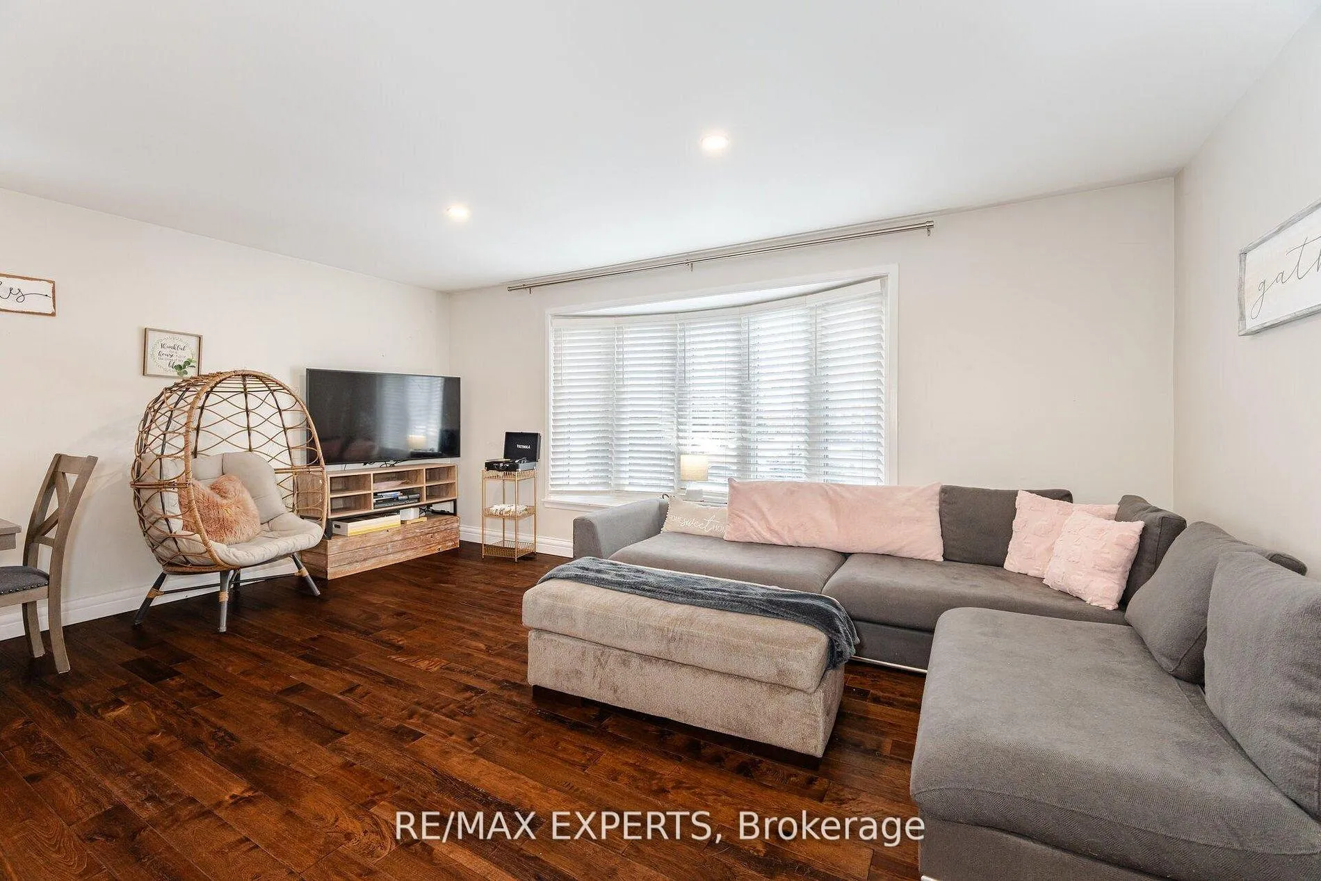 Photo 41 of 92 Ambleside Drive, Brampton, Brampton South — HOMEH