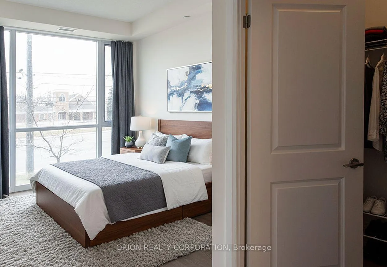 Photo 6 of Unit 215, 4700 Highway 7 Road, Vaughan, East Woodbridge — HOMEH