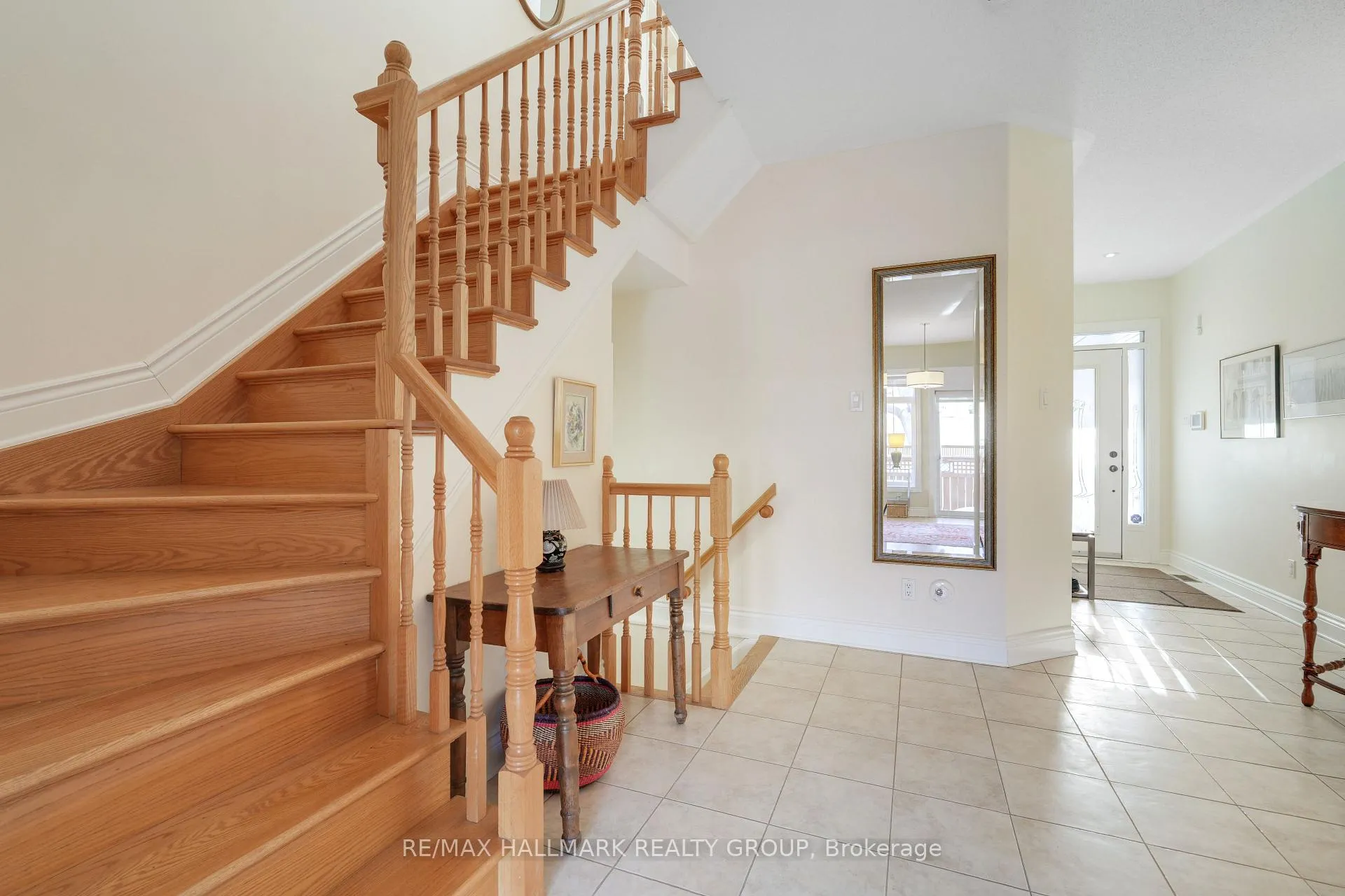 Photo 4 of Unit 4, 5 Harvey Street, Ottawa, Ottawa East — HOMEH