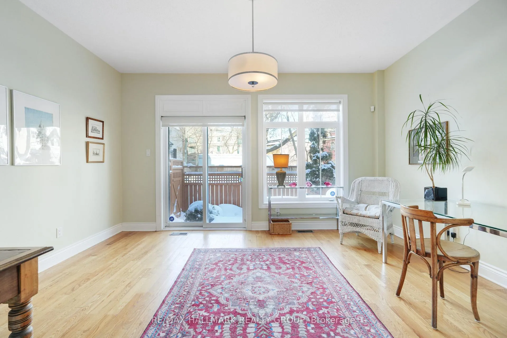 Photo 6 of Unit 4, 5 Harvey Street, Ottawa, Ottawa East — HOMEH