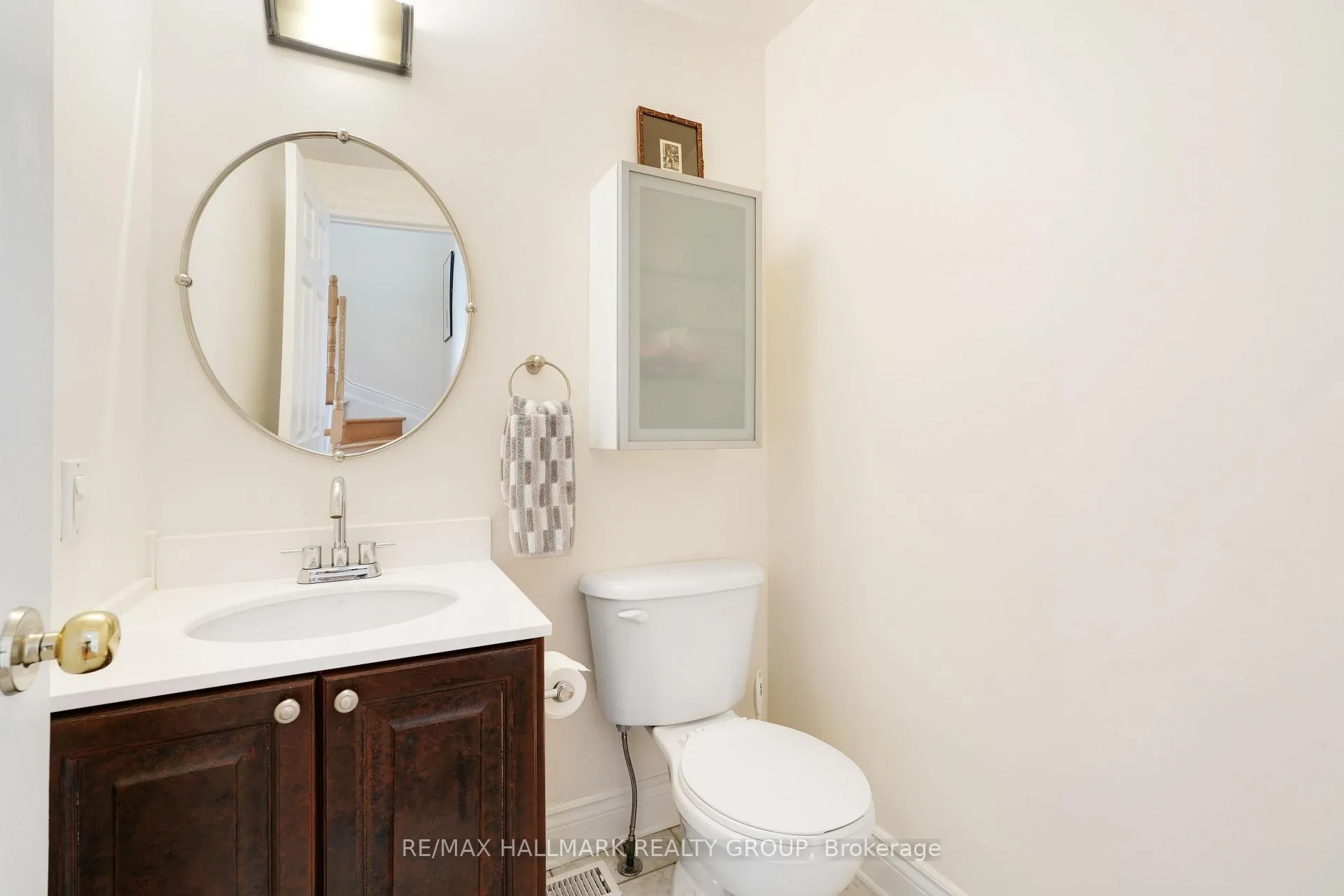 Photo 29 of Unit 4, 5 Harvey Street, Ottawa, Ottawa East — HOMEH