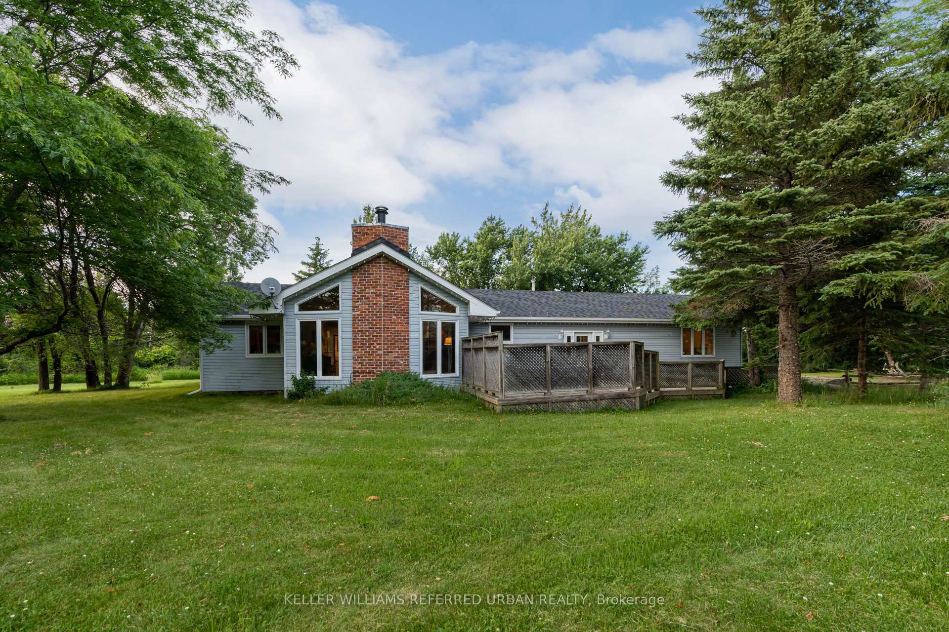 Photo 2 of 8672 Poplar Sideroad, Clearview, Rural Clearview — HOMEH