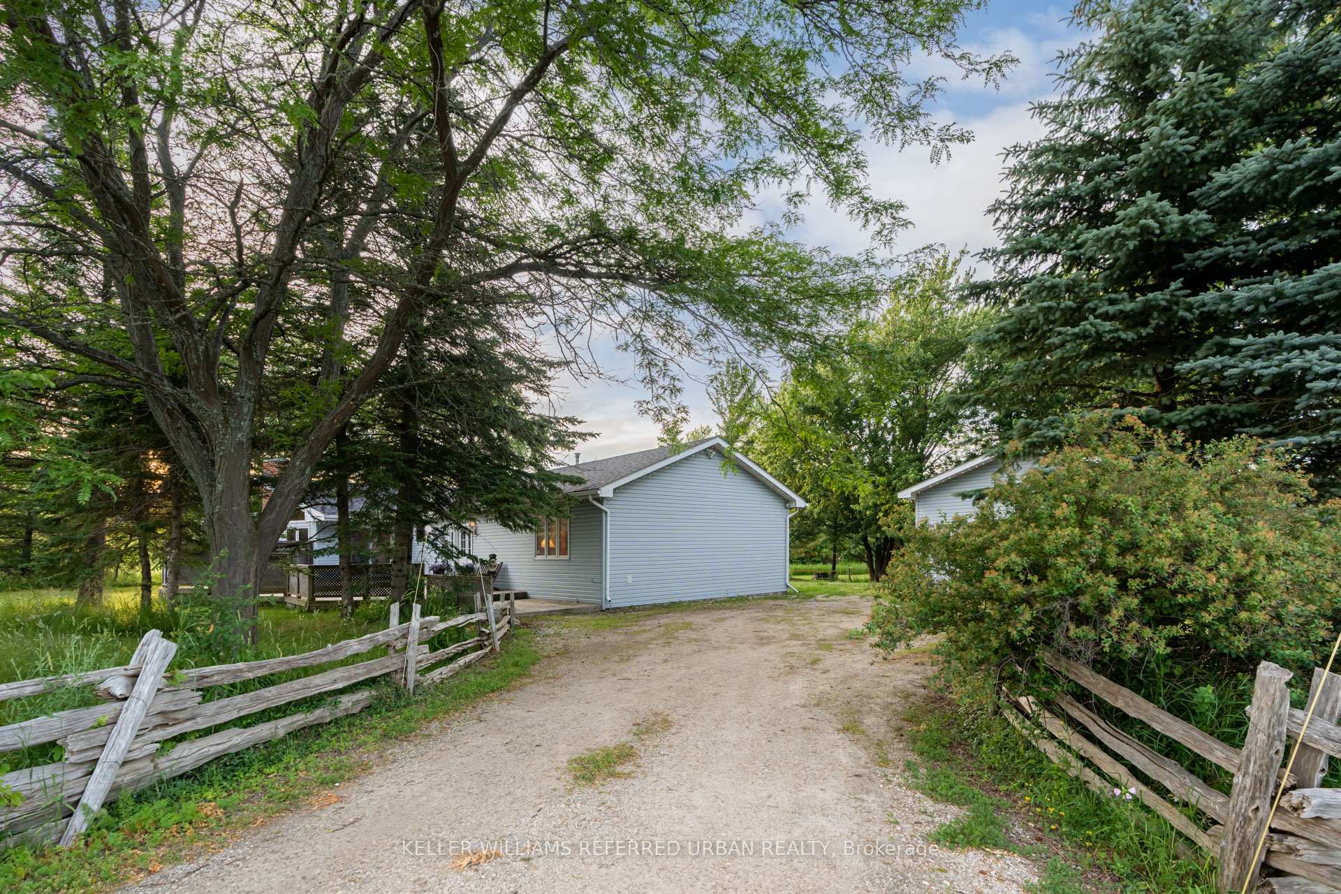 Photo 3 of 8672 Poplar Sideroad, Clearview, Rural Clearview — HOMEH