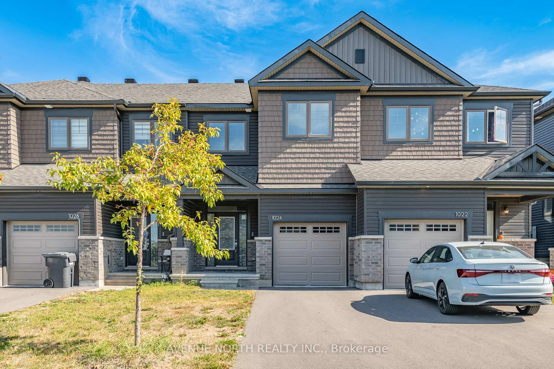 Photo 1 of 1024 Kijik Crescent, Ottawa, Blossom Park/Kemp Park/Findlay Creek — HOMEH