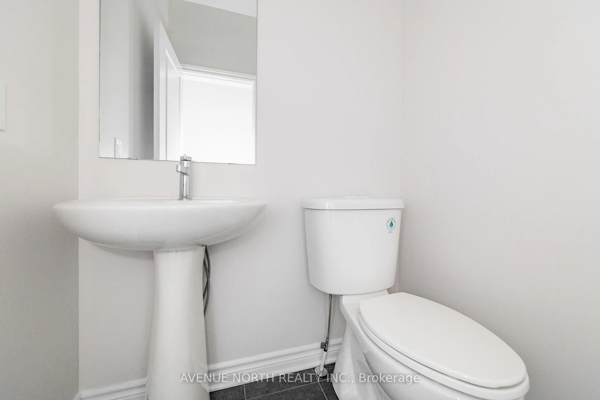 Photo 6 of 1024 Kijik Crescent, Ottawa, Blossom Park/Kemp Park/Findlay Creek — HOMEH