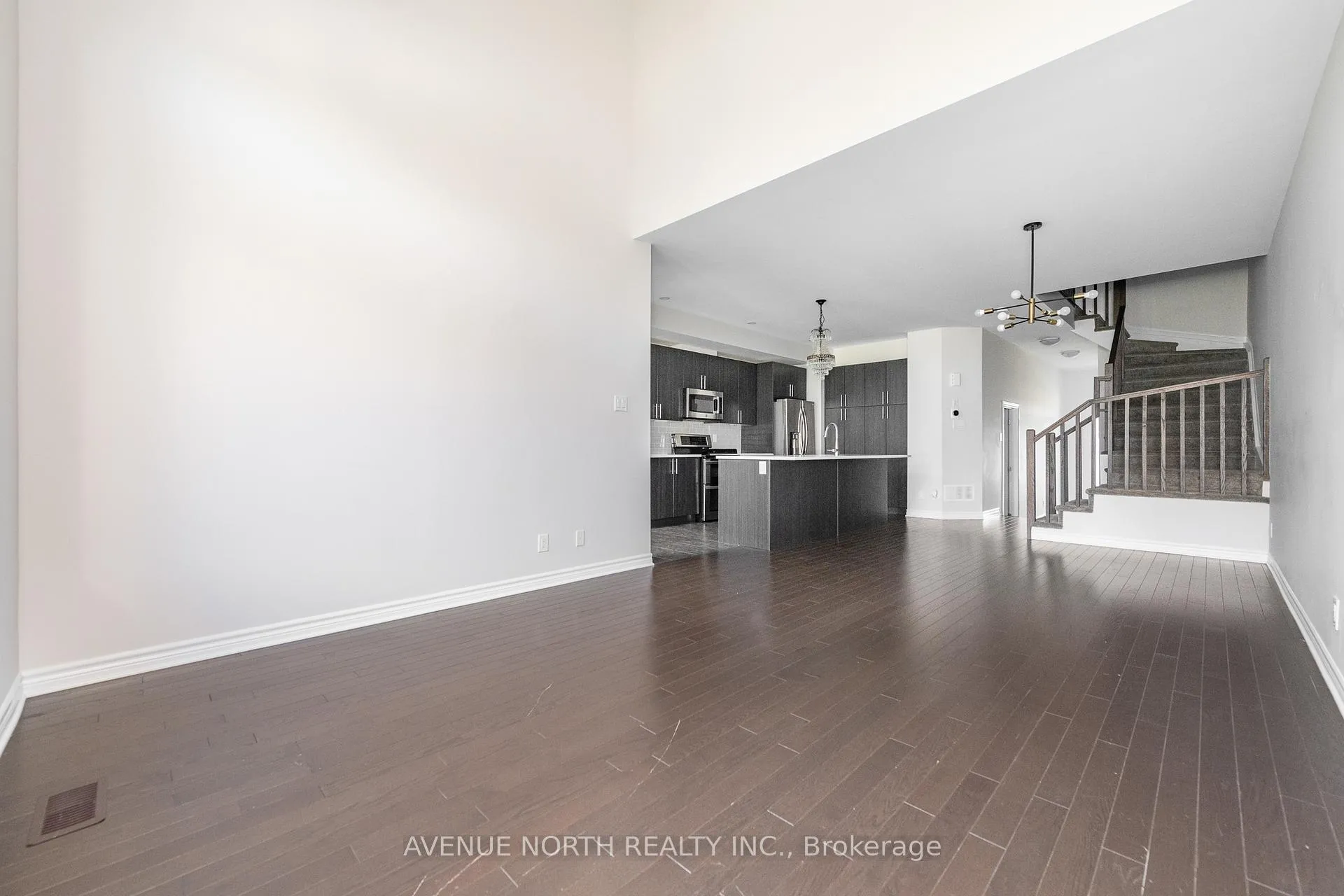 Photo 15 of 1024 Kijik Crescent, Ottawa, Blossom Park/Kemp Park/Findlay Creek — HOMEH