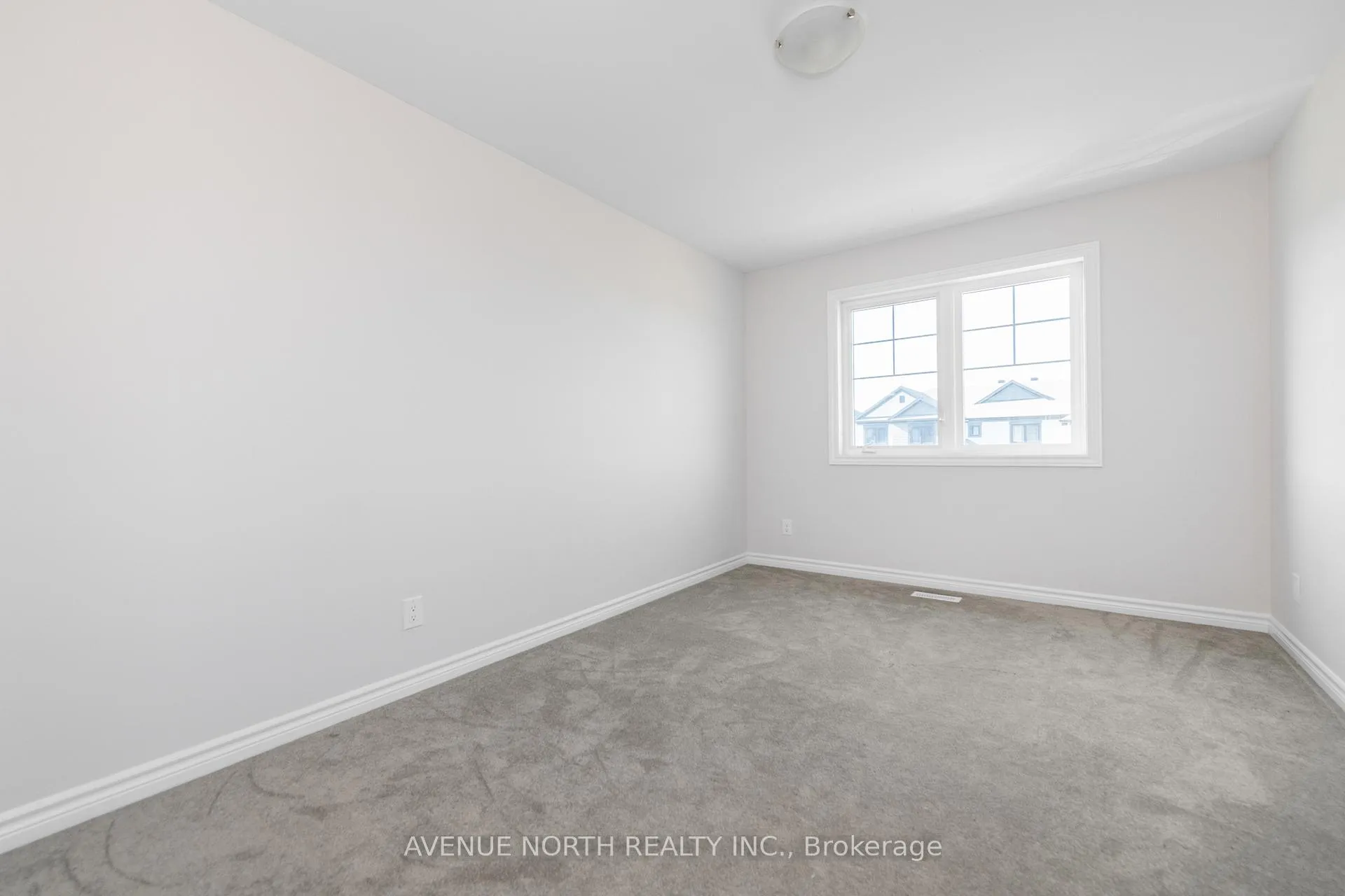Photo 32 of 1024 Kijik Crescent, Ottawa, Blossom Park/Kemp Park/Findlay Creek — HOMEH