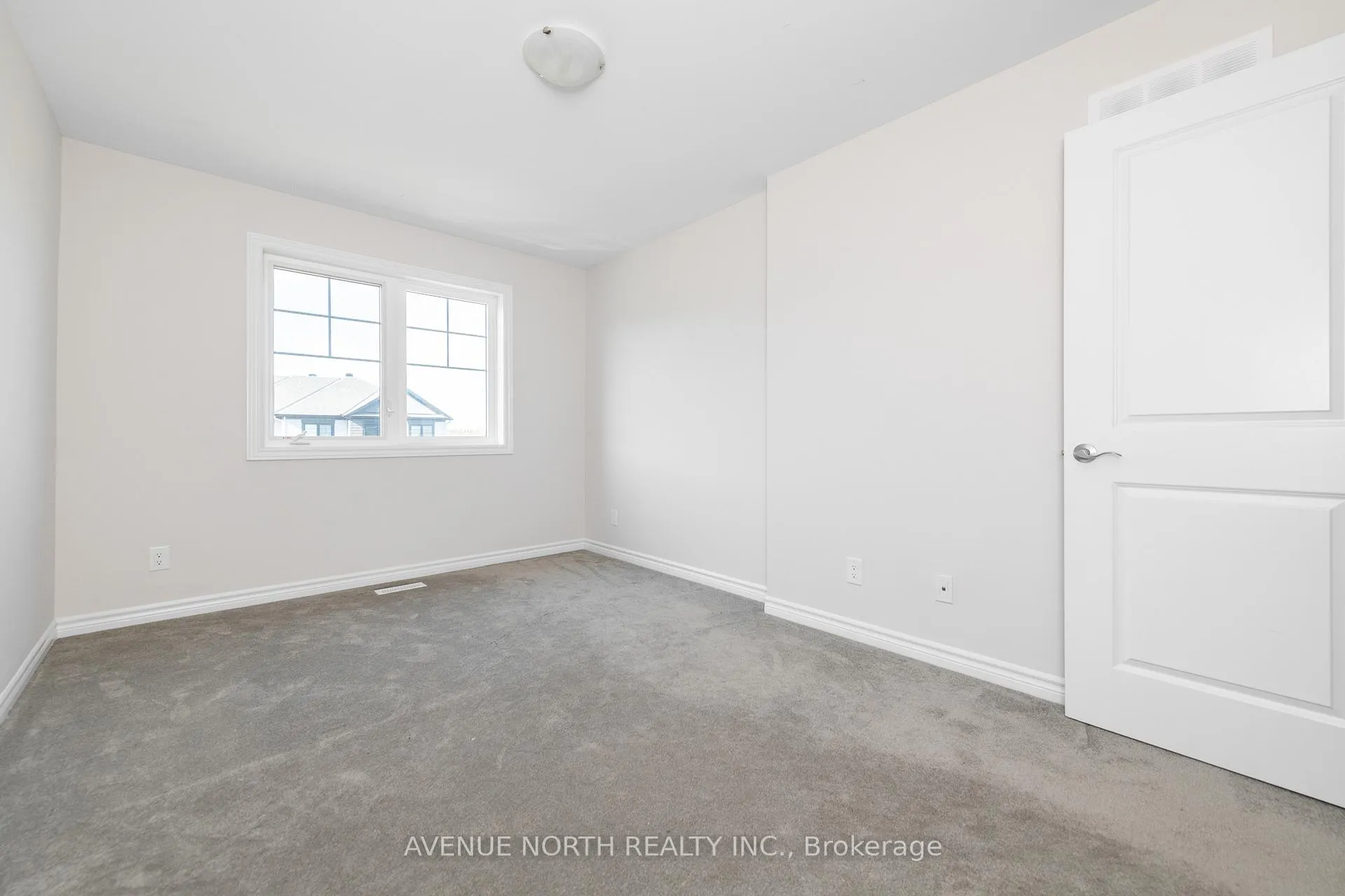 Photo 33 of 1024 Kijik Crescent, Ottawa, Blossom Park/Kemp Park/Findlay Creek — HOMEH