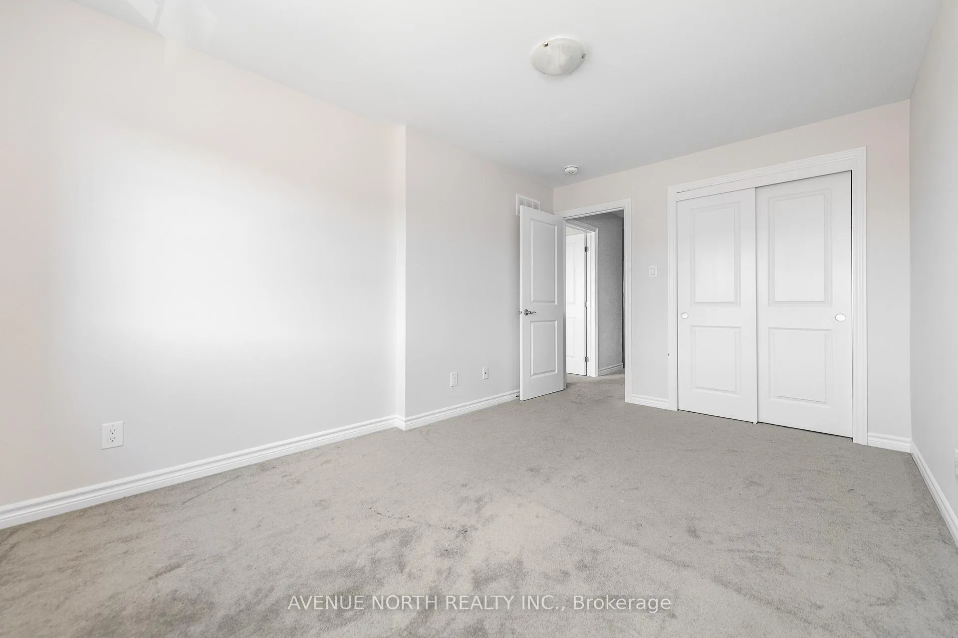 Photo 34 of 1024 Kijik Crescent, Ottawa, Blossom Park/Kemp Park/Findlay Creek — HOMEH