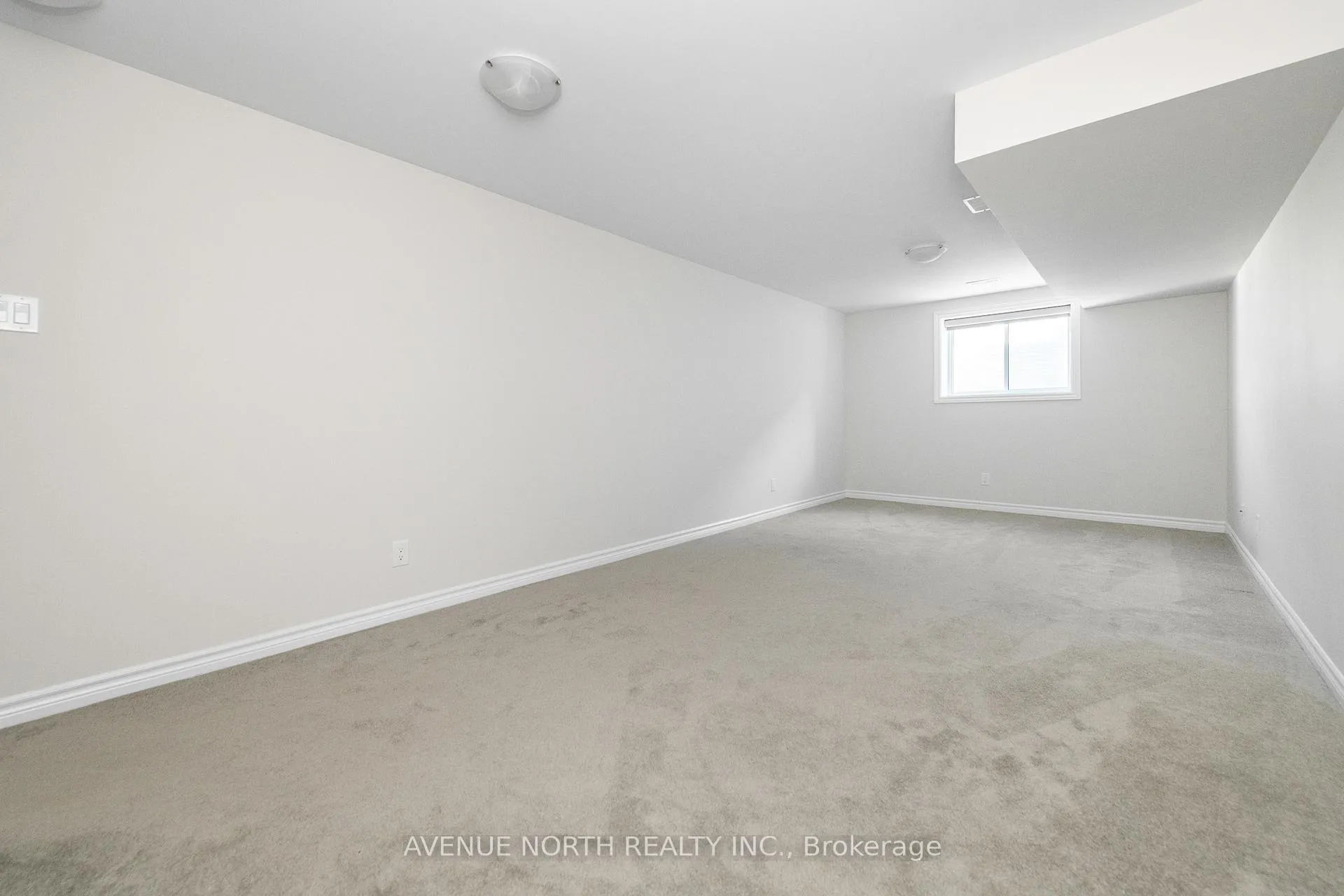 Photo 38 of 1024 Kijik Crescent, Ottawa, Blossom Park/Kemp Park/Findlay Creek — HOMEH