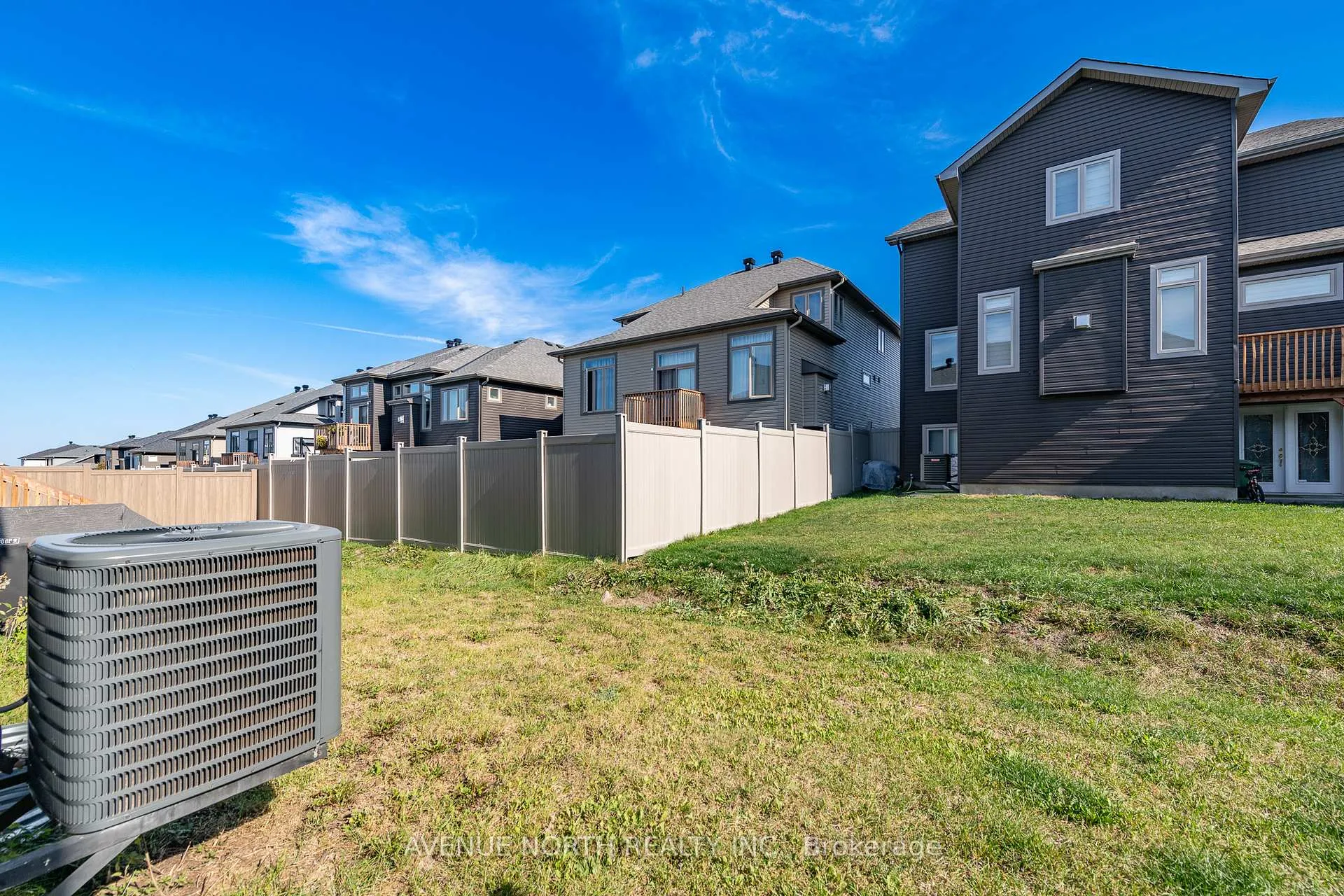 Photo 40 of 1024 Kijik Crescent, Ottawa, Blossom Park/Kemp Park/Findlay Creek — HOMEH