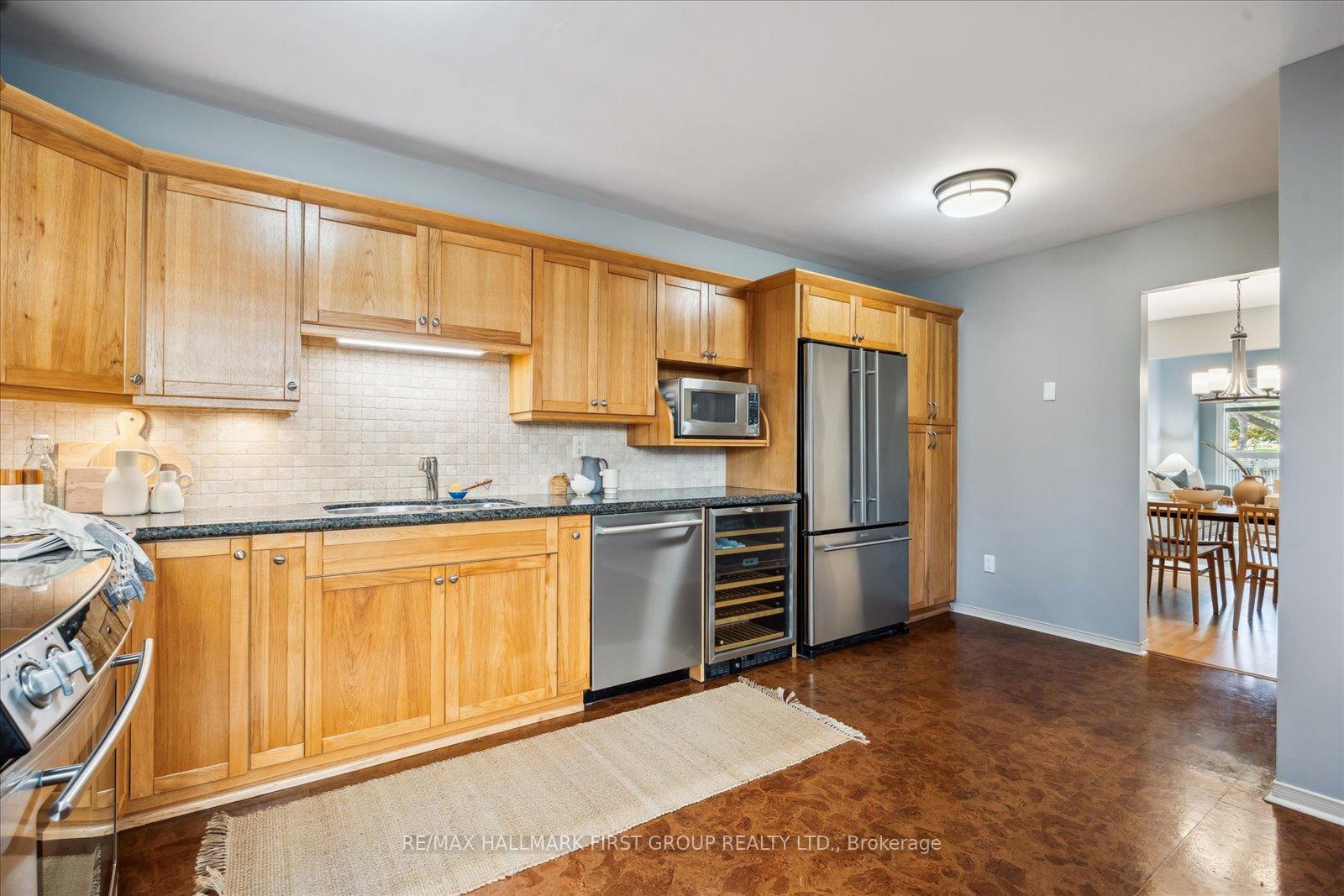 Photo 5 of 19 Rollo Drive, Ajax, South East — HOMEH