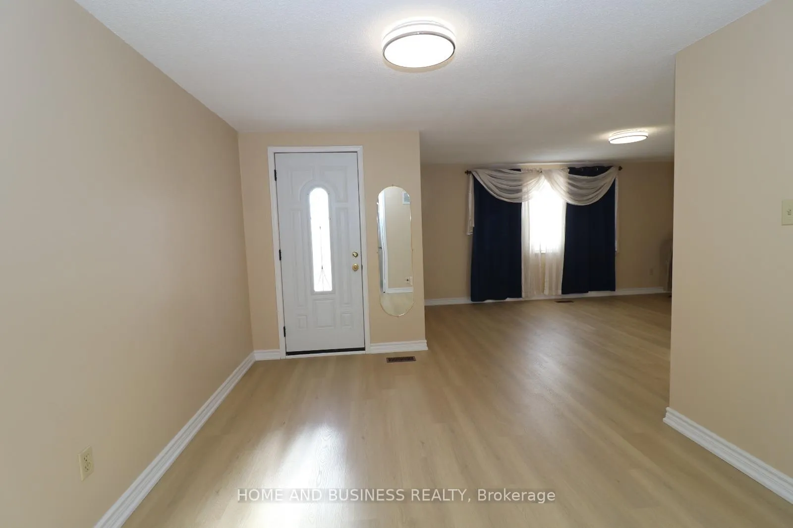 Photo 20 of 10 Hudson Drive W, Brampton, Fletcher's West — HOMEH