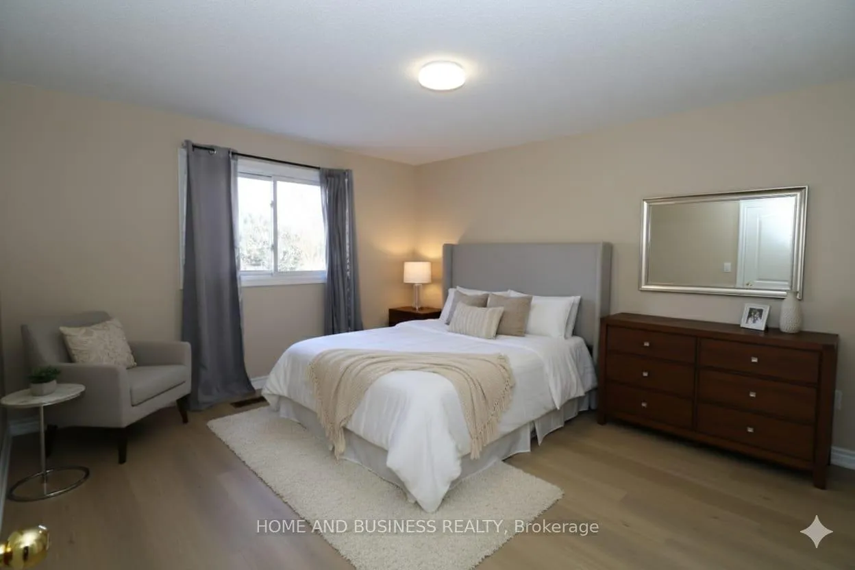 Photo 28 of 10 Hudson Drive W, Brampton, Fletcher's West — HOMEH