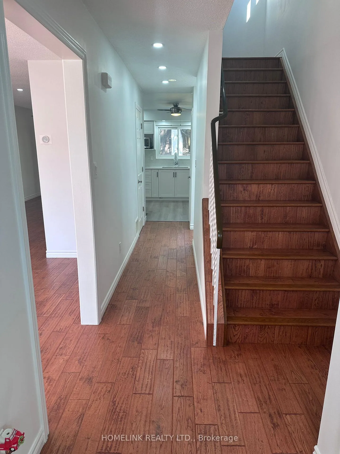 Photo 12 of 330 Ormond Drive, Oshawa, Samac — HOMEH