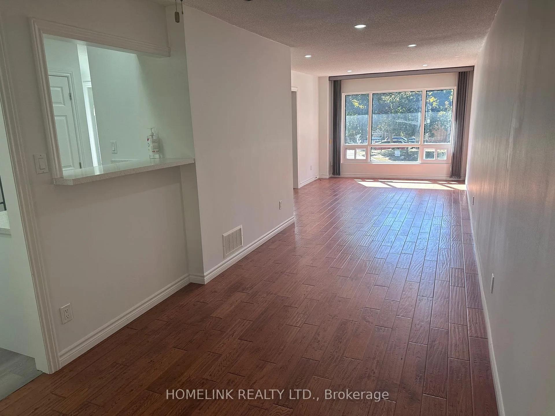 Photo 15 of 330 Ormond Drive, Oshawa, Samac — HOMEH