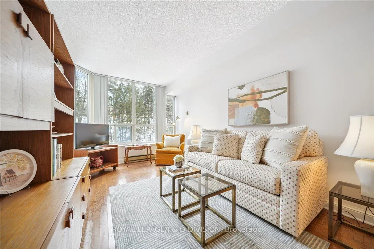 Photo 11 of Unit 501, 3800 Yonge Street, Toronto, Bedford Park-Nortown — HOMEH