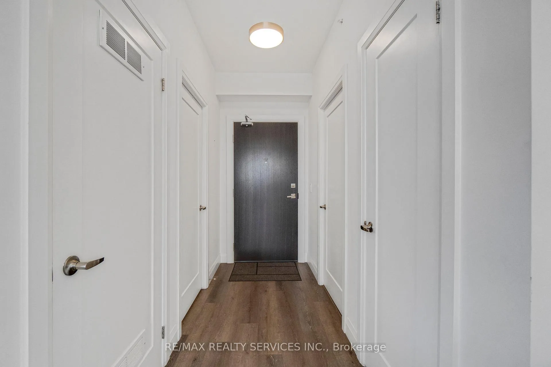 Photo 6 of Unit 1302, 500 Brock Avenue, Burlington, Brant — HOMEH