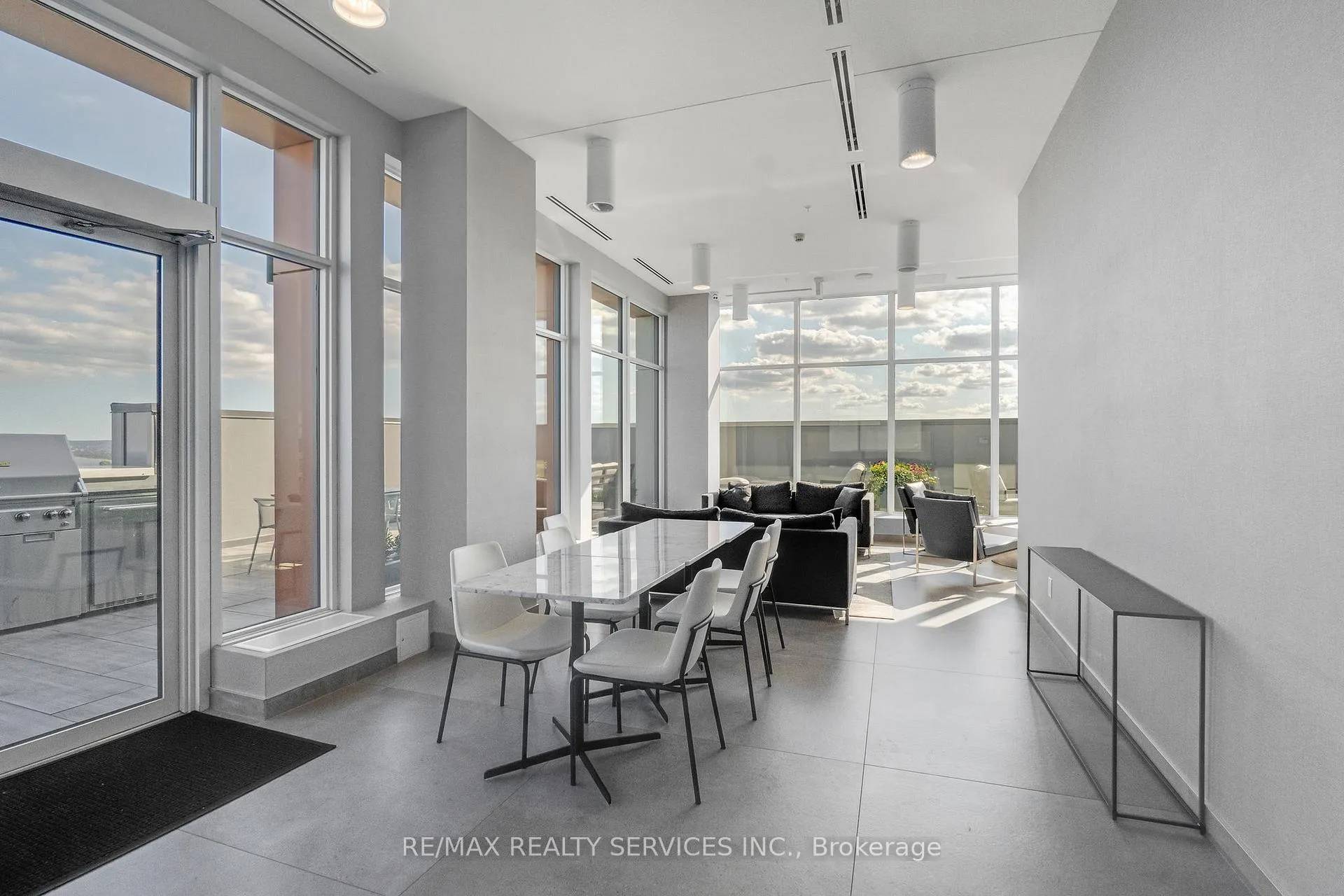 Photo 33 of Unit 1302, 500 Brock Avenue, Burlington, Brant — HOMEH