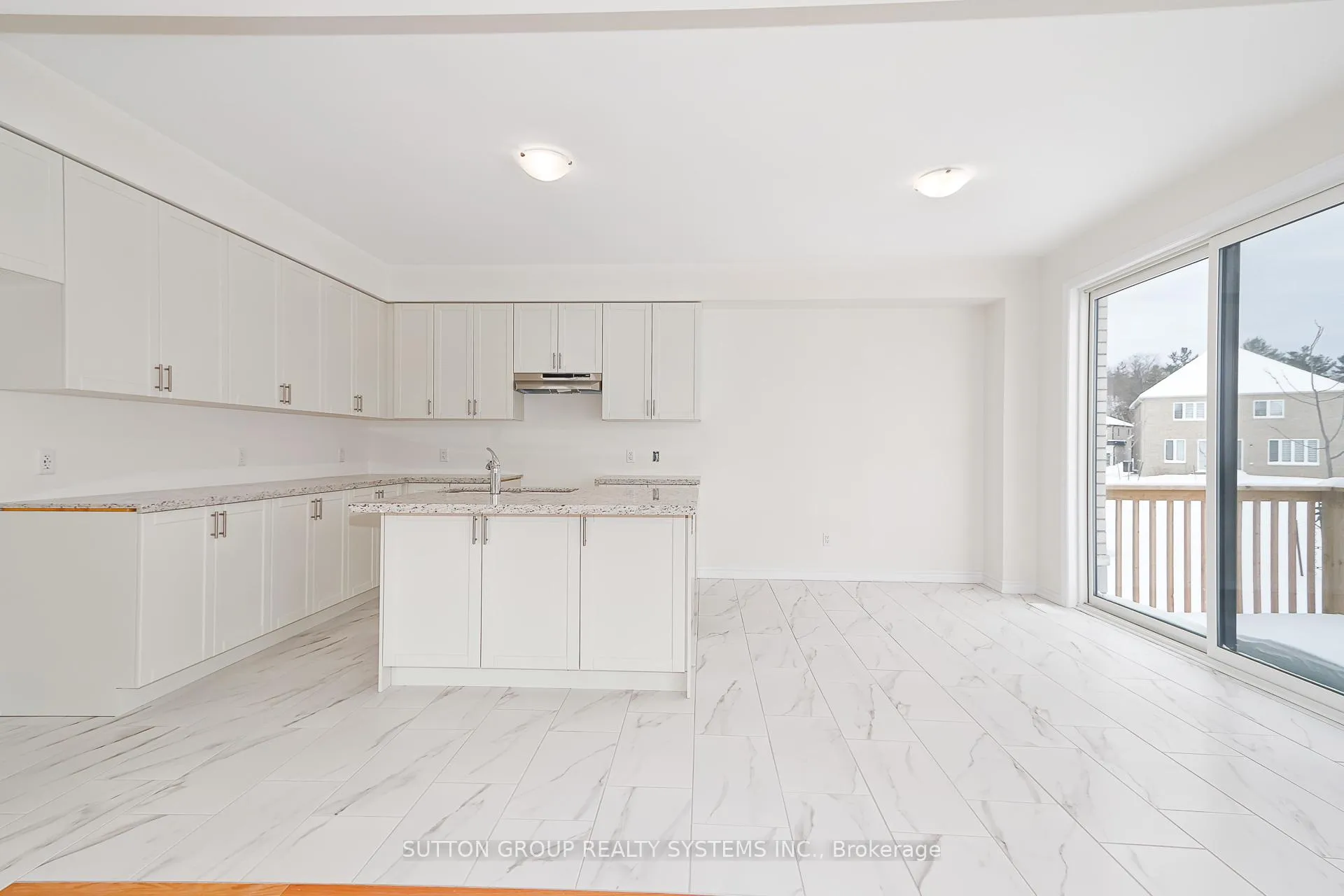Photo 19 of 187 Roseanne Circle, Wasaga Beach — HOMEH