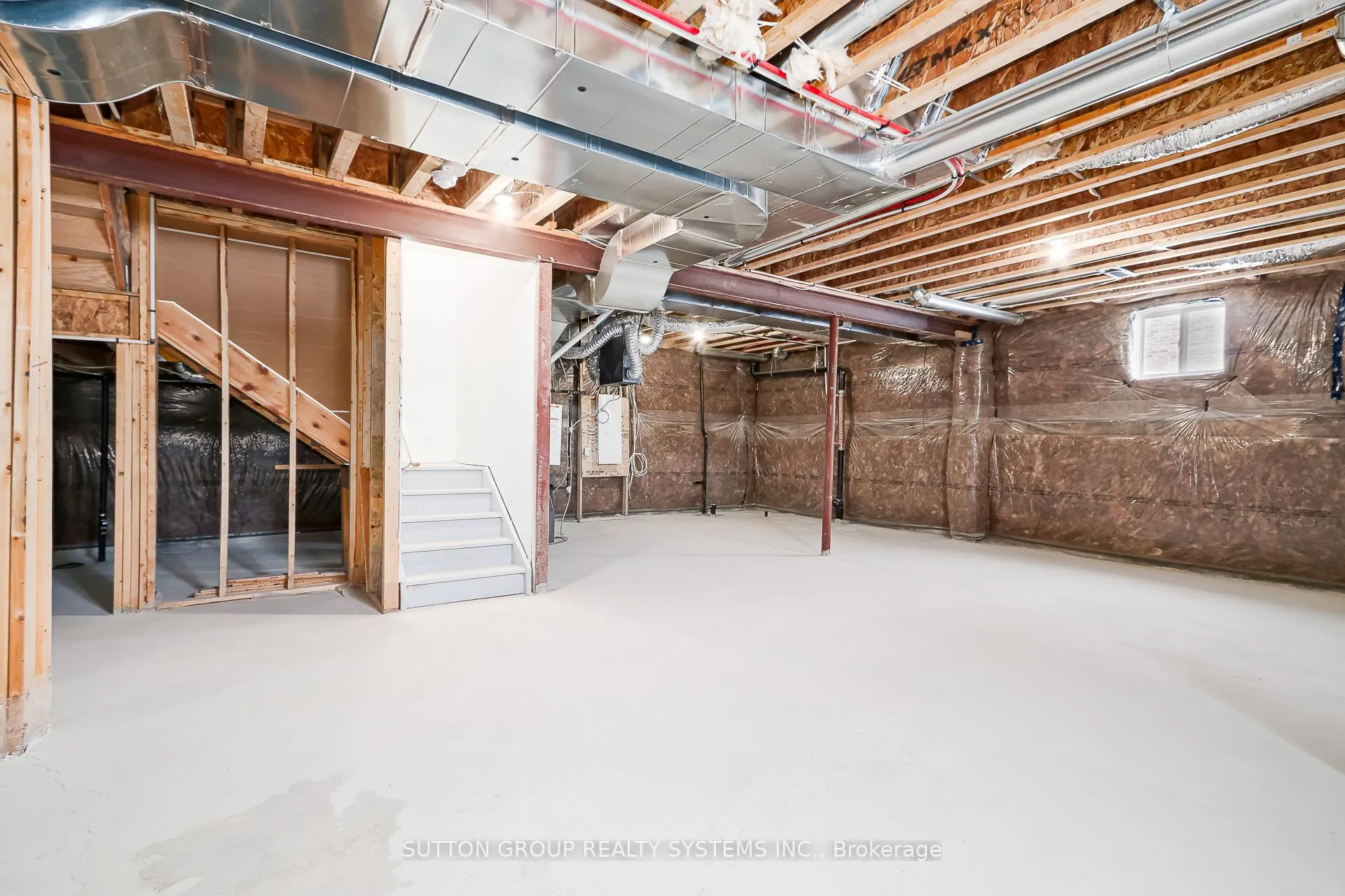 Photo 32 of 187 Roseanne Circle, Wasaga Beach — HOMEH