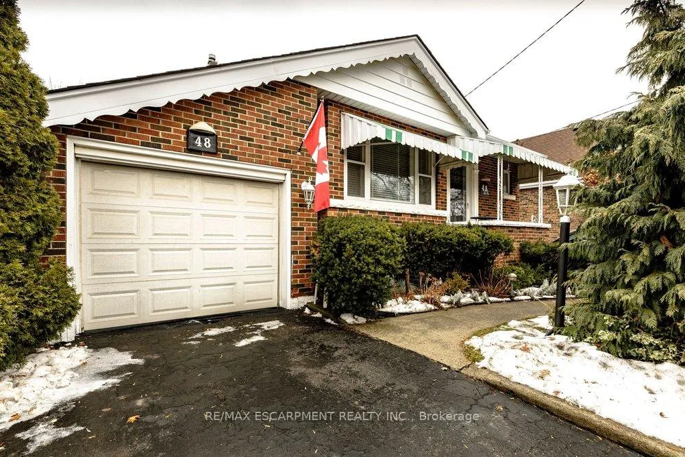 Photo 1 of 48 Crosthwaite Avenue S, Hamilton, Bartonville — HOMEH