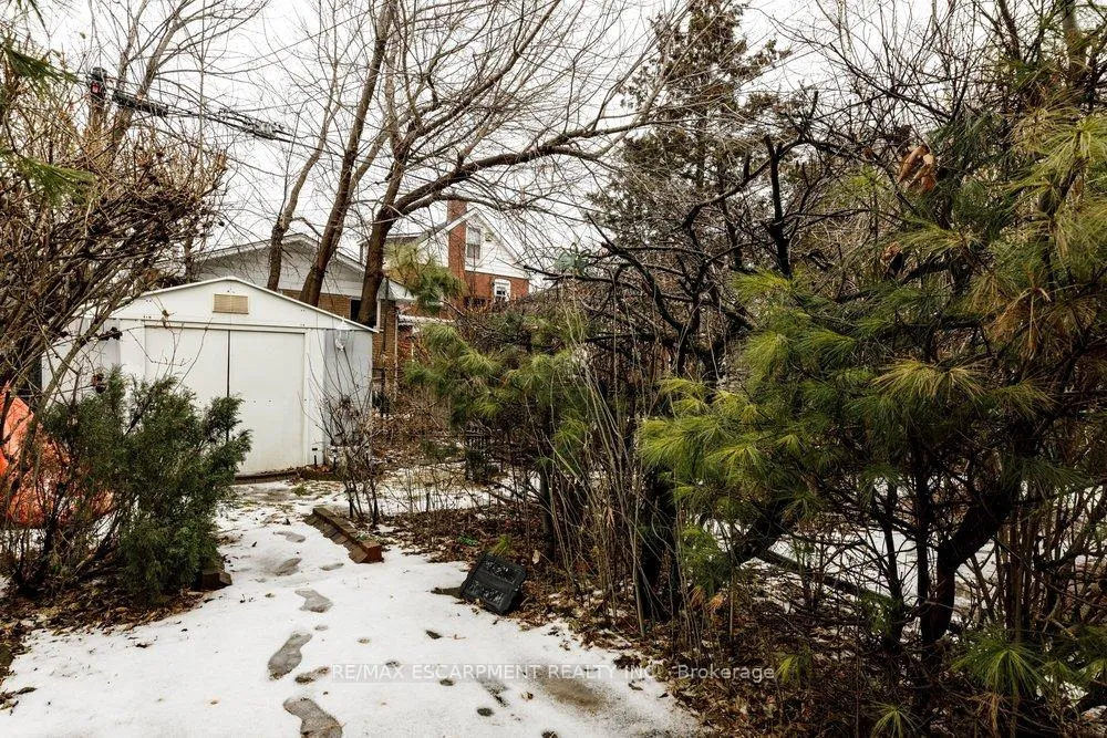 Photo 15 of 48 Crosthwaite Avenue S, Hamilton, Bartonville — HOMEH
