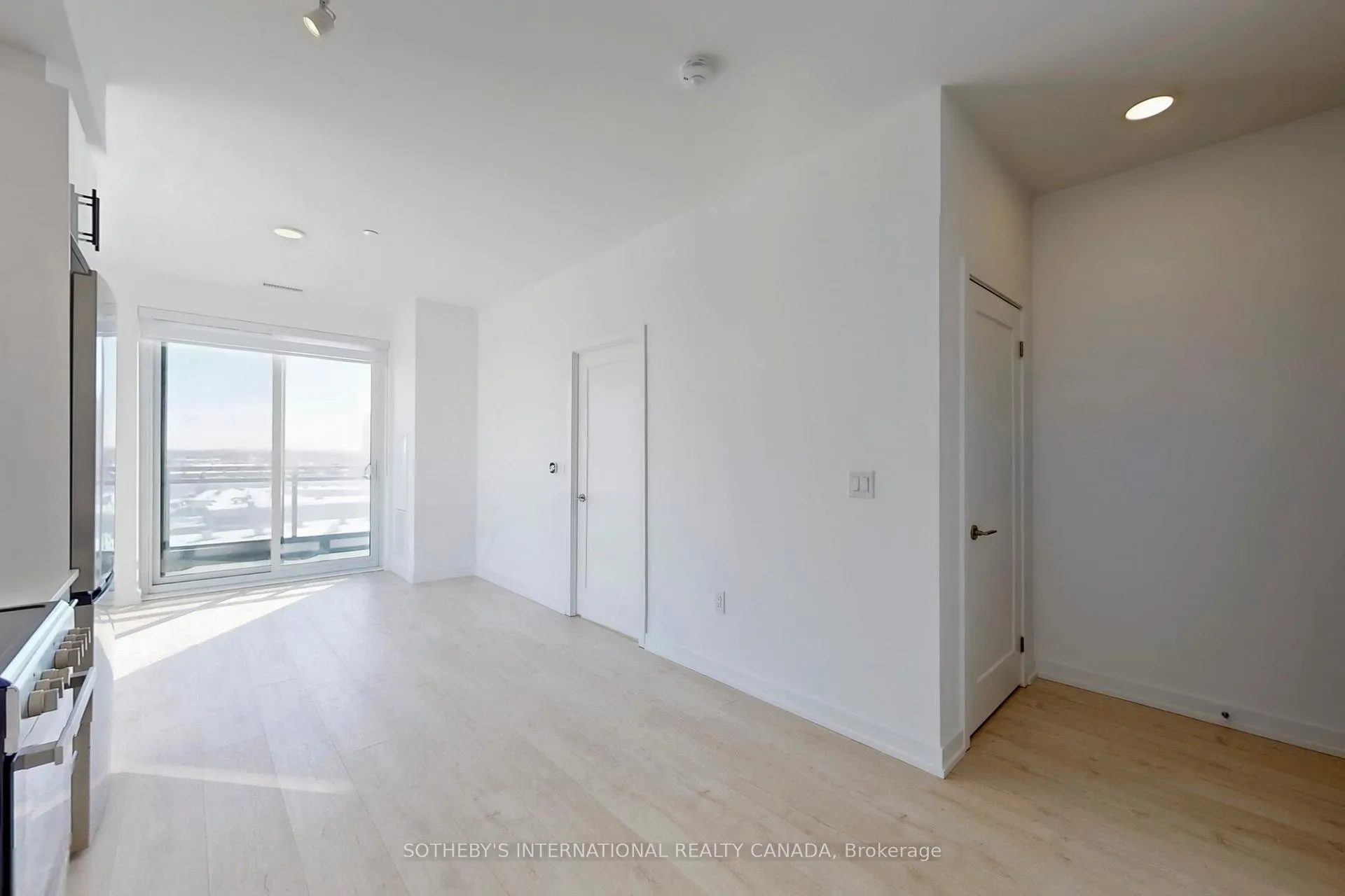 Photo 4 of Unit B718, 9751 Markham Road, Markham, Greensborough — HOMEH