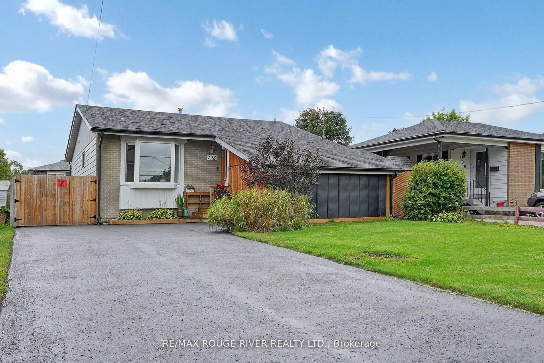 Photo 1 of 798 Oliva Street, Pickering, West Shore — HOMEH