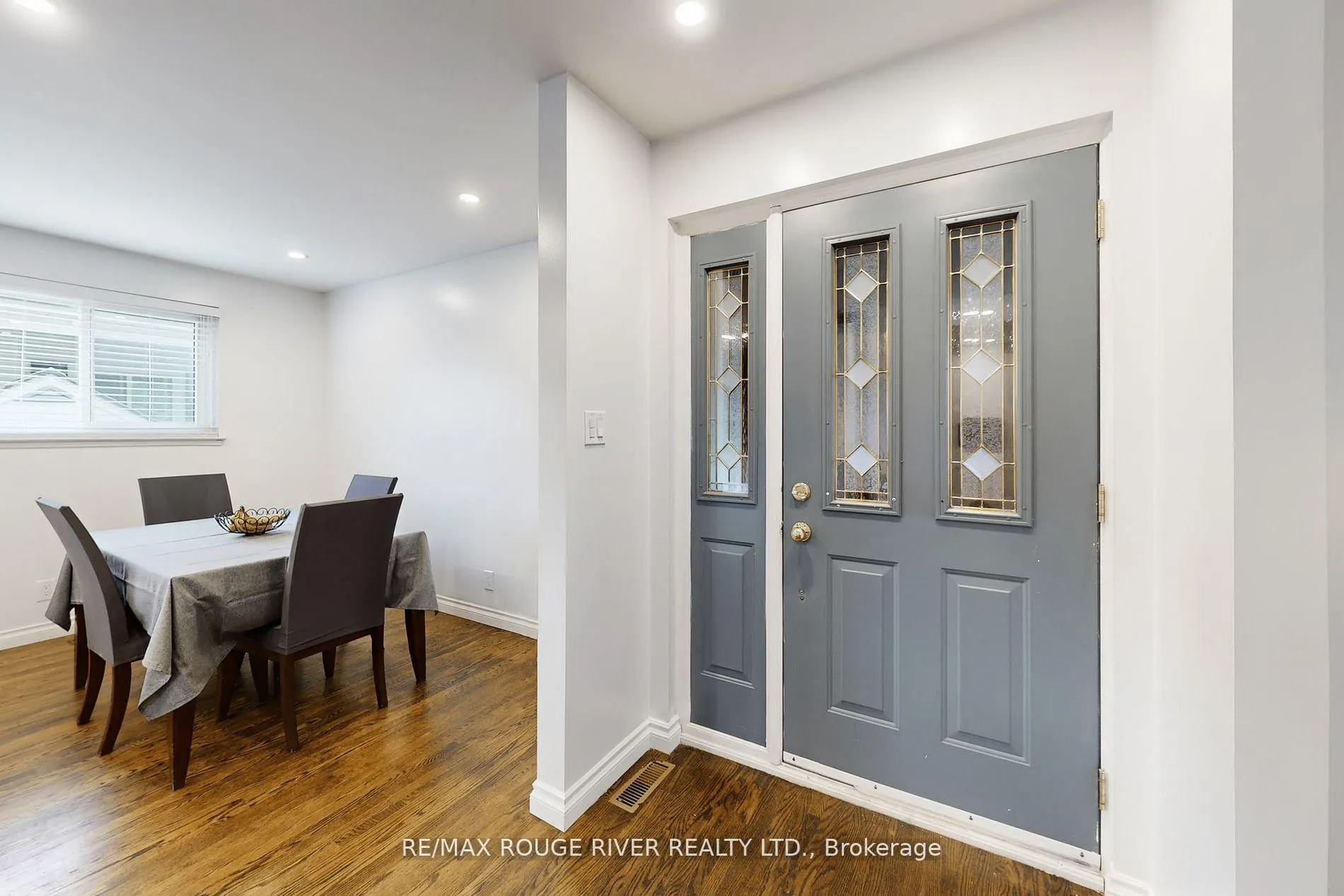 Photo 3 of 798 Oliva Street, Pickering, West Shore — HOMEH
