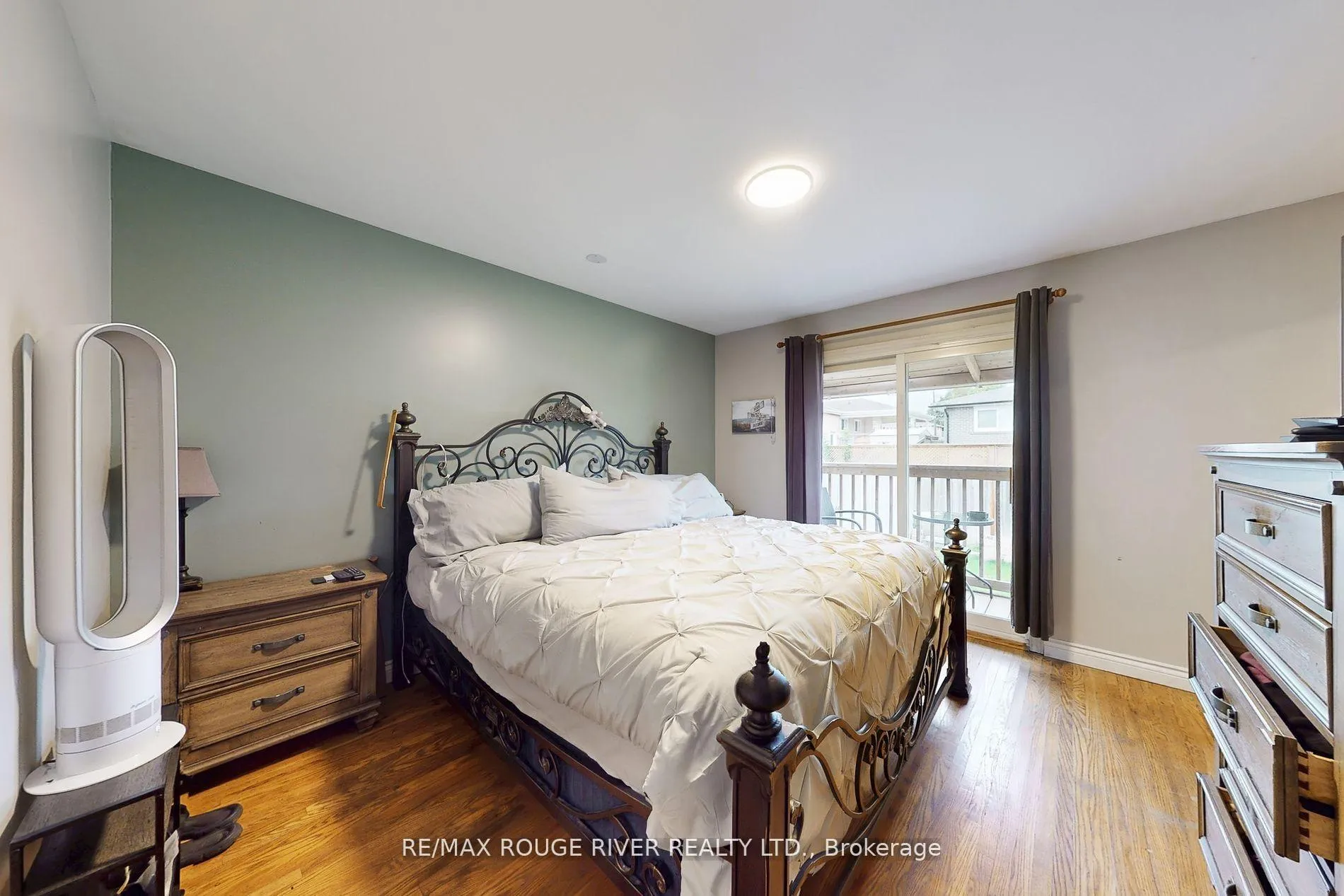 Photo 13 of 798 Oliva Street, Pickering, West Shore — HOMEH