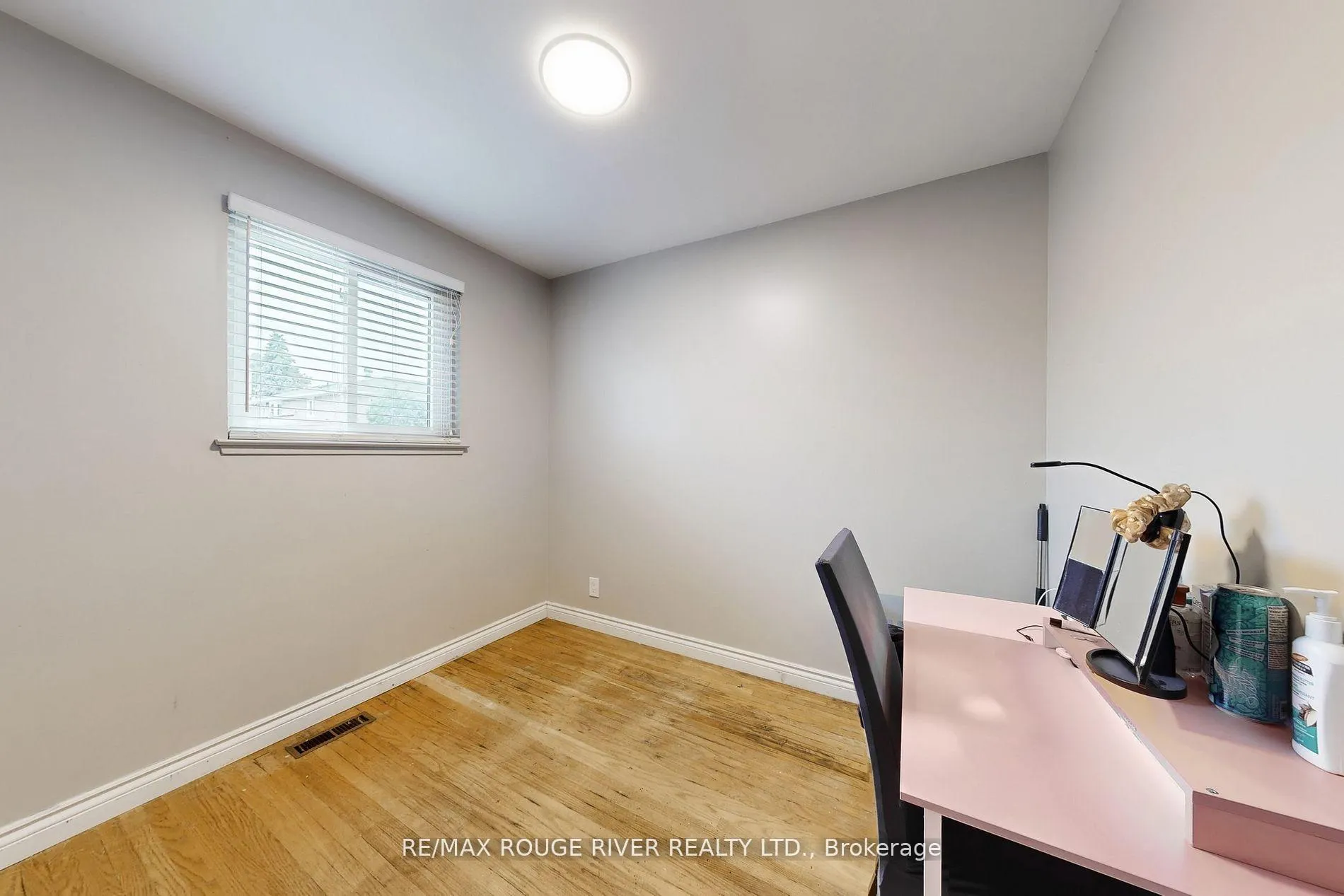 Photo 16 of 798 Oliva Street, Pickering, West Shore — HOMEH