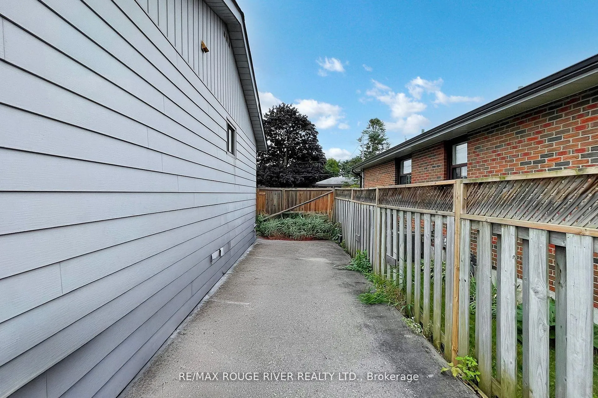Photo 42 of 798 Oliva Street, Pickering, West Shore — HOMEH