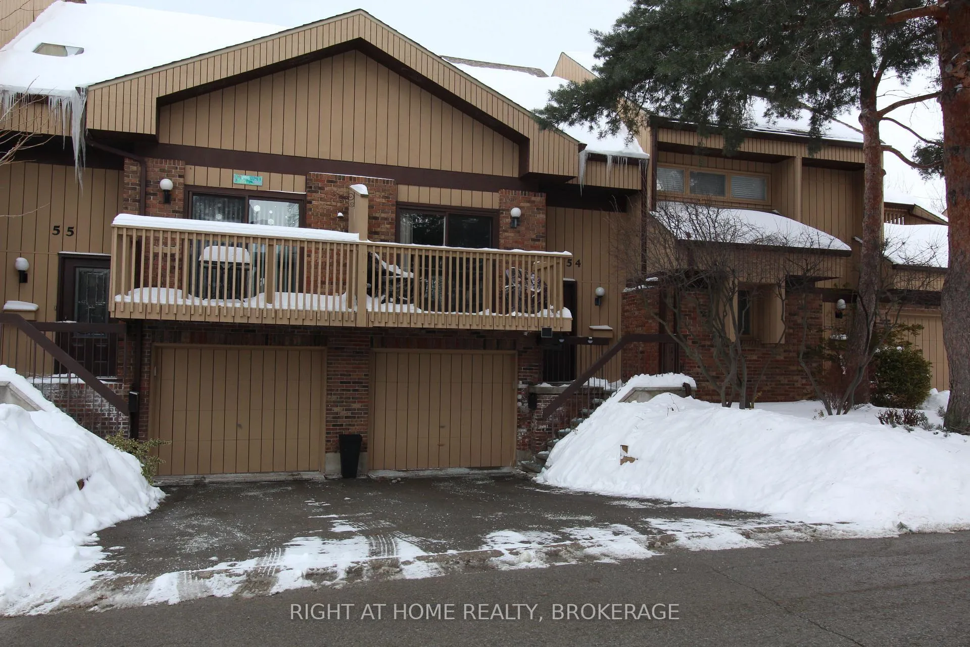 Photo 1 of Unit 54, 178 Scott Street, St. Catharines, Fairview — HOMEH