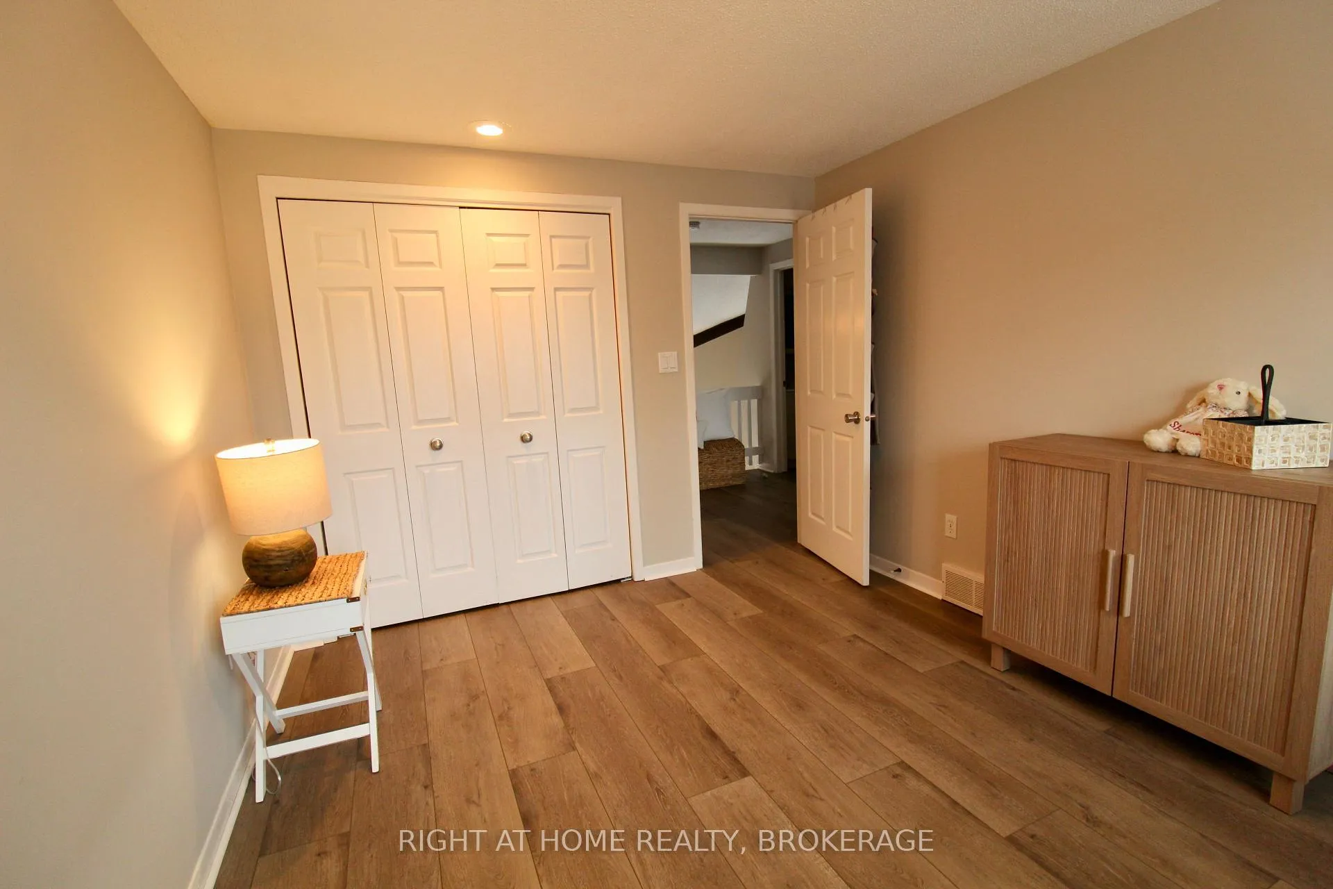 Photo 14 of Unit 54, 178 Scott Street, St. Catharines, Fairview — HOMEH