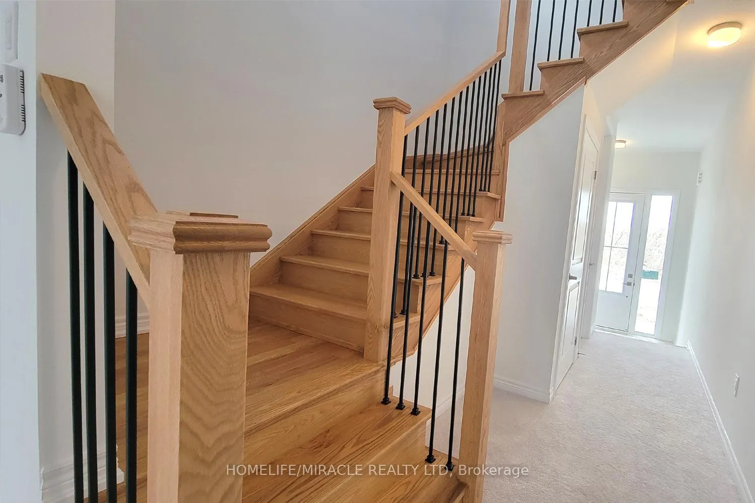 Photo 10 of 2063 Lowry Drive, Oshawa, Taunton — HOMEH