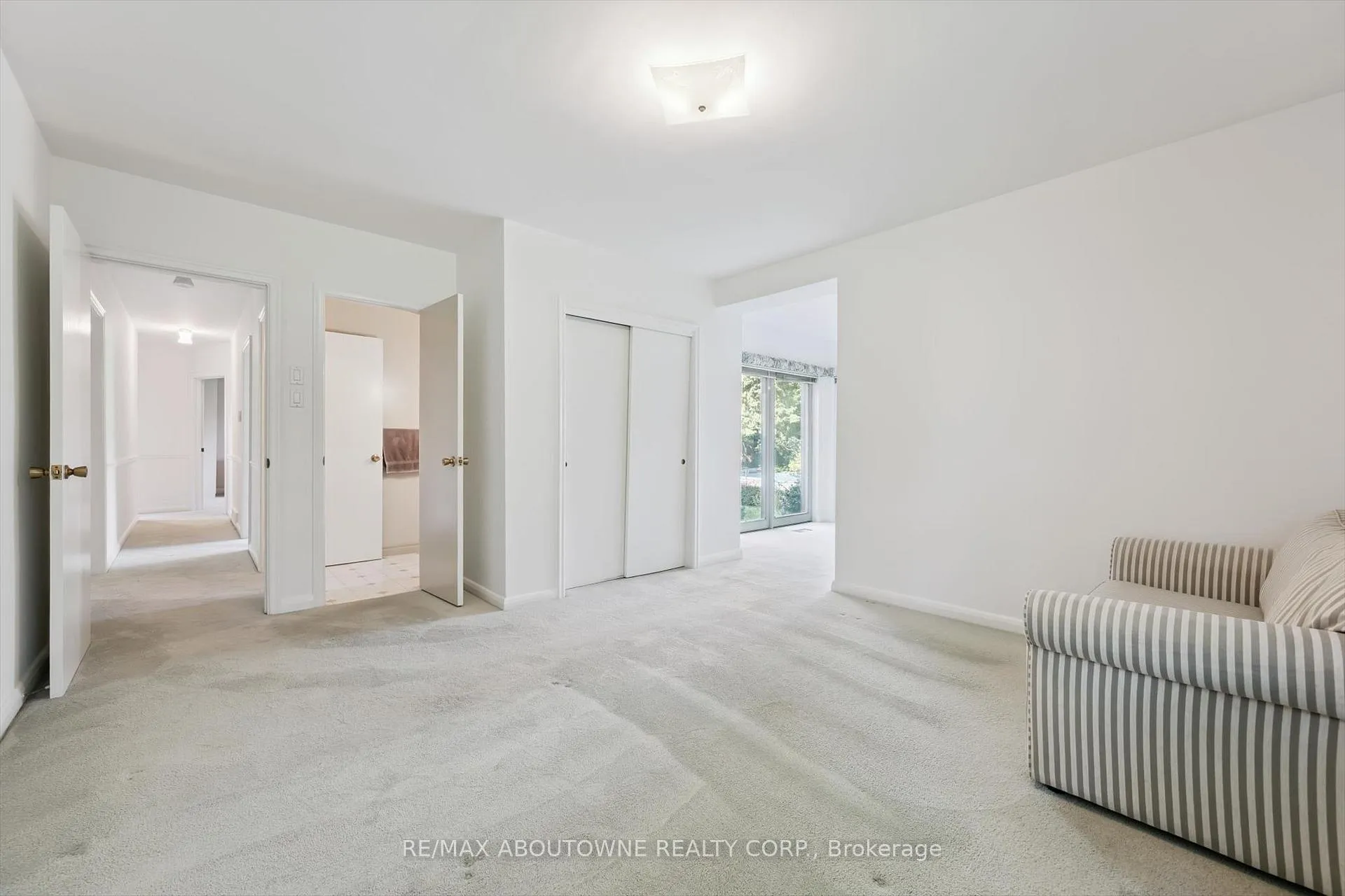 Photo 17 of 1095 Linbrook Road, Oakville, Morrison — HOMEH