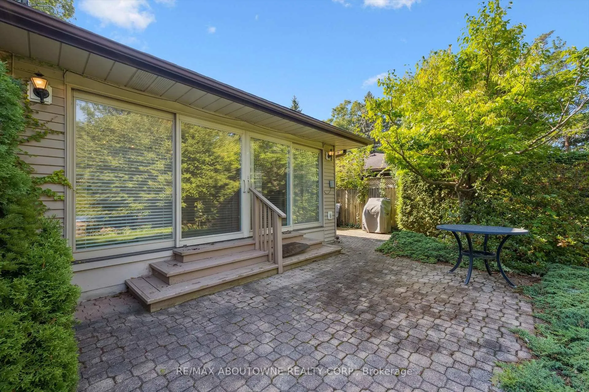 Photo 33 of 1095 Linbrook Road, Oakville, Morrison — HOMEH