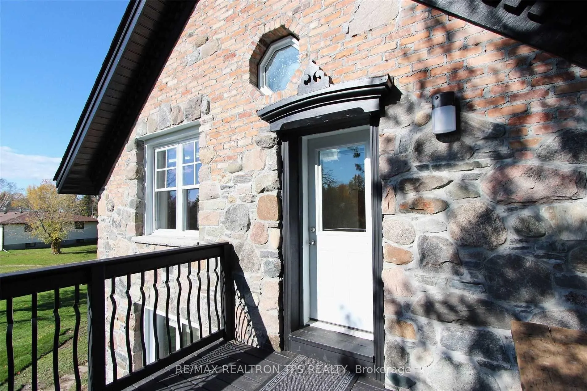Photo 13 of Unit 1, 54 Lawson Road, Clarington, Courtice — HOMEH