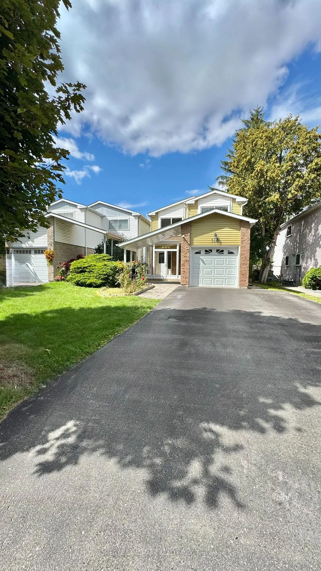 Photo 2 of 160 Snowshoe Crescent, Markham, German Mills — HOMEH