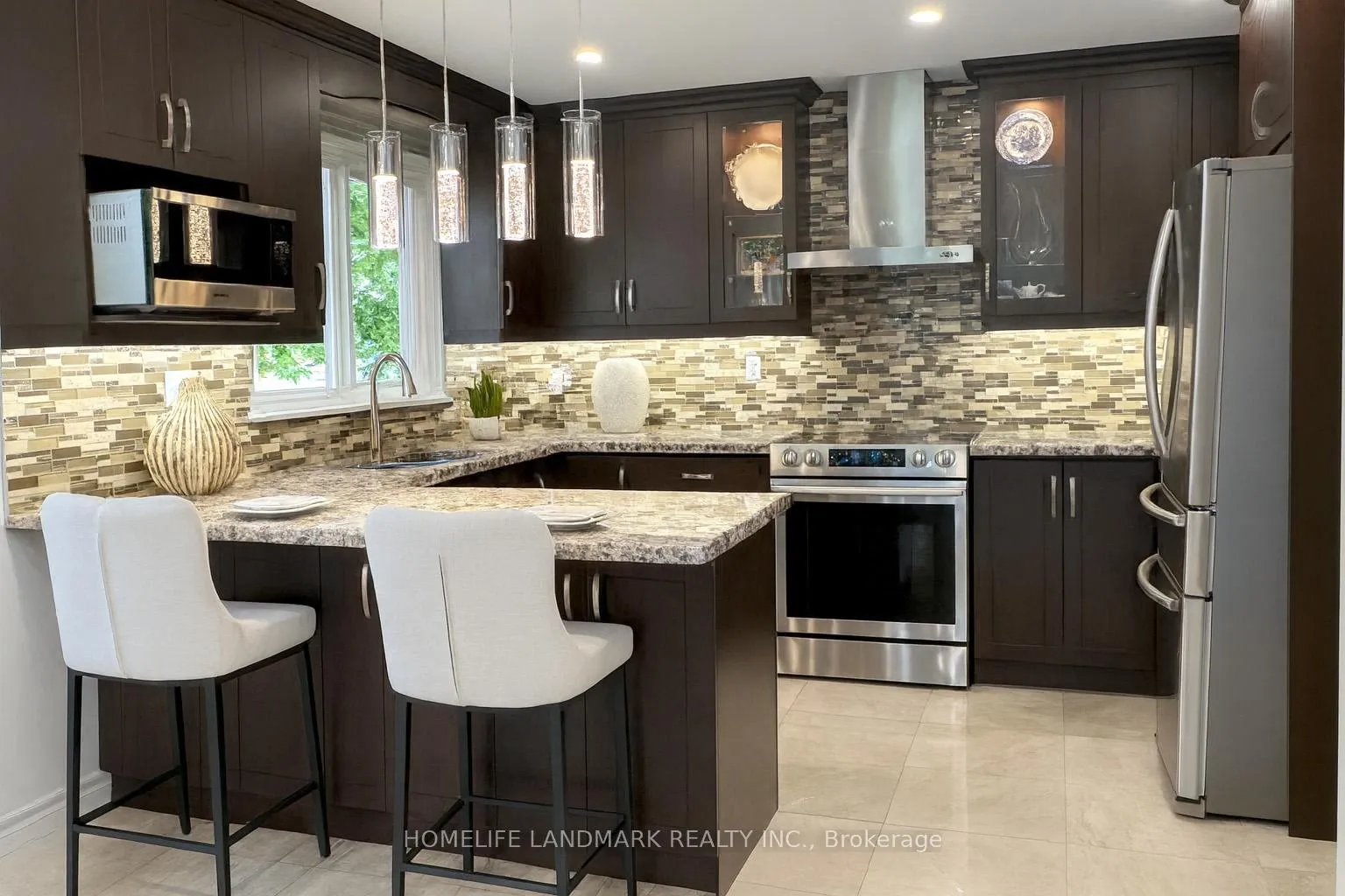 Photo 13 of 160 Snowshoe Crescent, Markham, German Mills — HOMEH